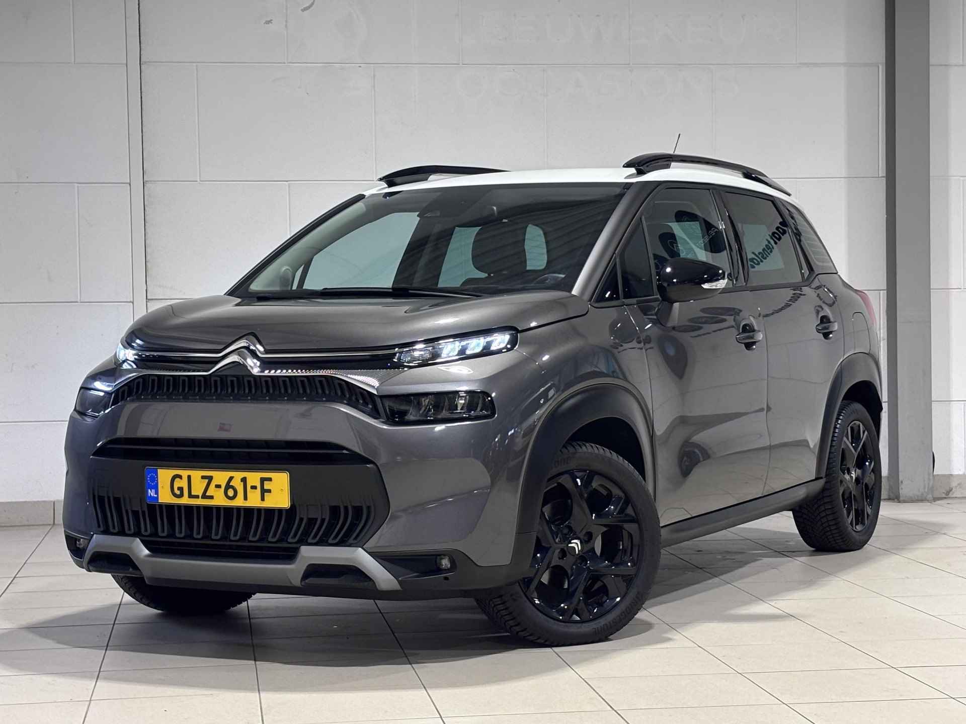 Citroën C3 Aircross SUV Shine Pack 1.2 PureTech 110pk H6 | NAVI | CAMERA | STOELVERW. | KEYLESS ENTRY | PARKEERHULP | HEAD-UP DISPLAY | 17" LM-VELGEN | GRIPCONTROL | DAB+ | - 3/59