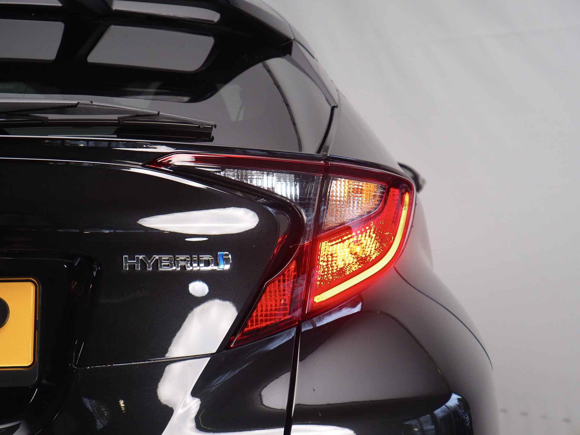 Toyota C-HR 1.8 Hybrid Style Plus | Noodremfunctie (met stuurcorrectie) | Dodehoekdetectie | Android Auto/ Apple CarPlay | Adaptive Cruise Control | Lane Assist - 5/44