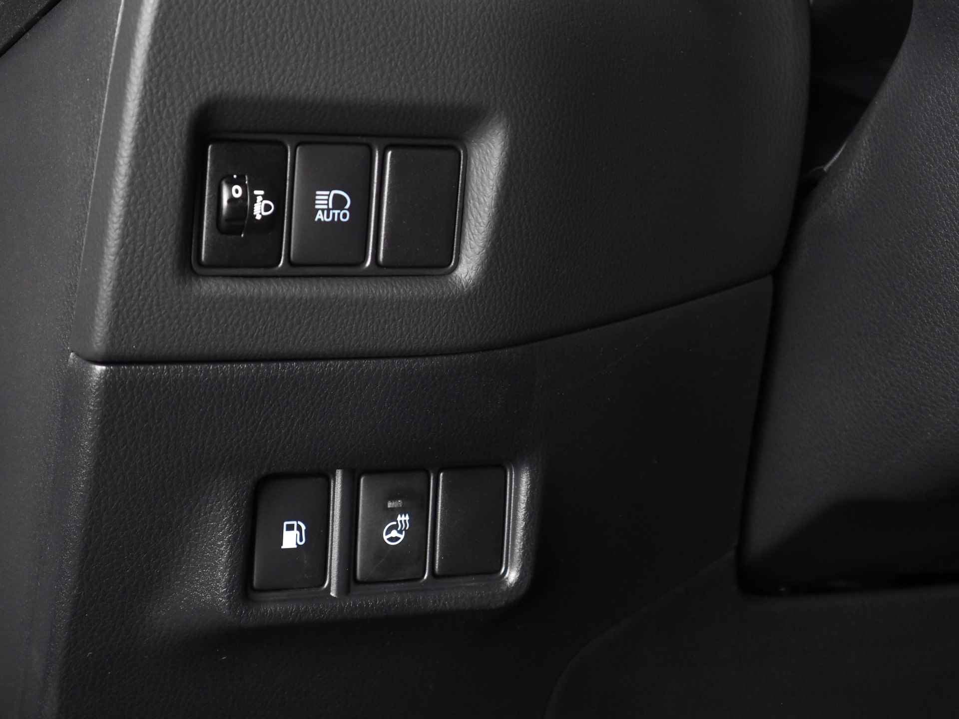Toyota C-HR 1.8 Hybrid Style Plus | Noodremfunctie (met stuurcorrectie) | Dodehoekdetectie | Android Auto/ Apple CarPlay | Adaptive Cruise Control | Lane Assist - 15/44