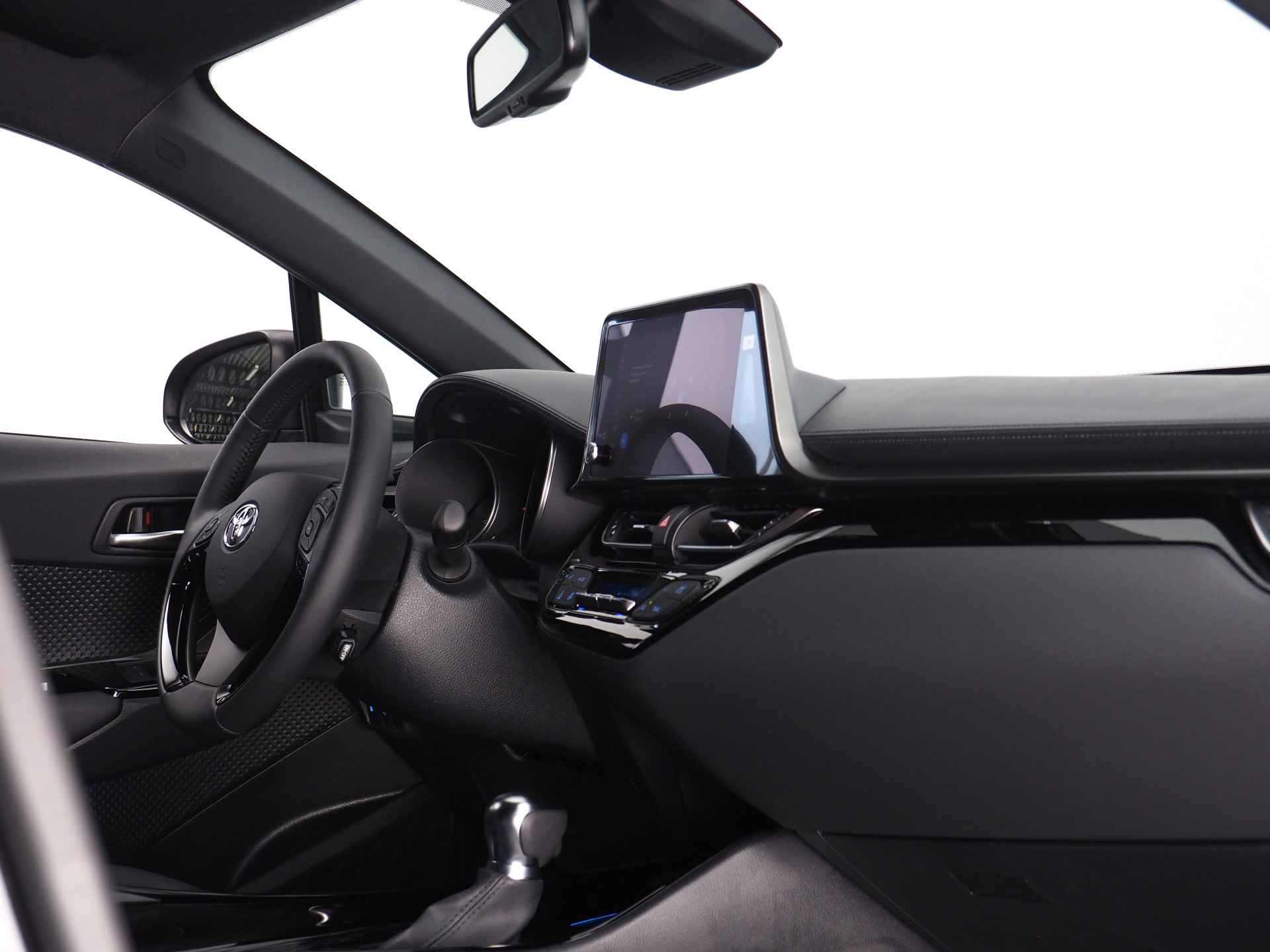 Toyota C-HR 1.8 Hybrid Style Plus | Noodremfunctie (met stuurcorrectie) | Dodehoekdetectie | Android Auto/ Apple CarPlay | Adaptive Cruise Control | Lane Assist - 23/44