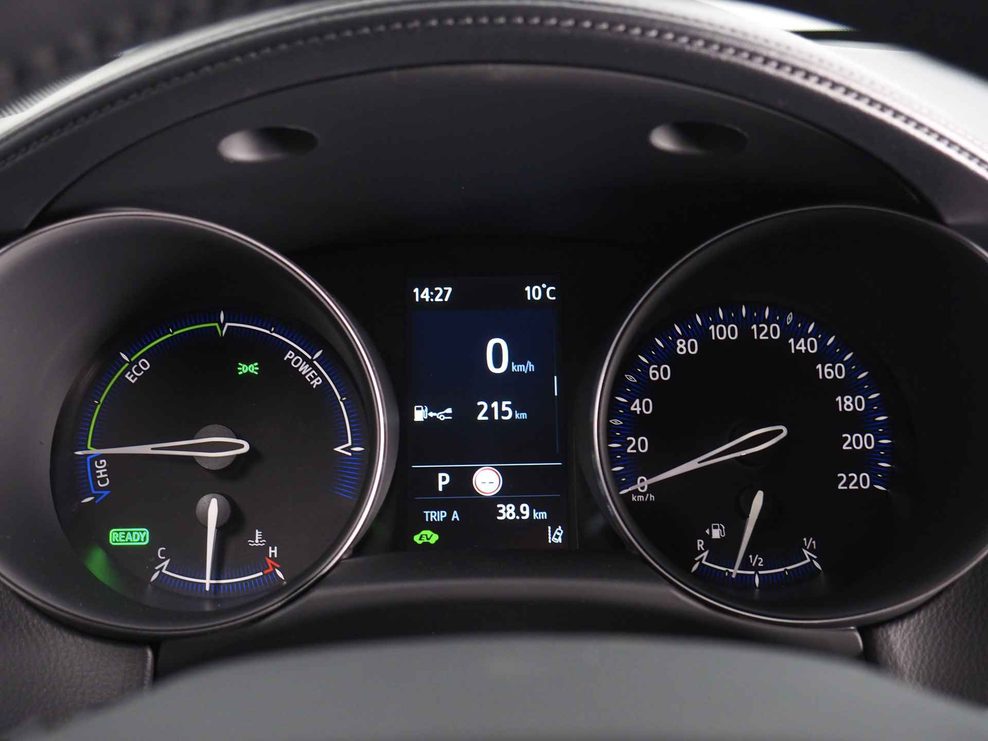 Toyota C-HR 1.8 Hybrid Style Plus | Noodremfunctie (met stuurcorrectie) | Dodehoekdetectie | Android Auto/ Apple CarPlay | Adaptive Cruise Control | Lane Assist - 35/44