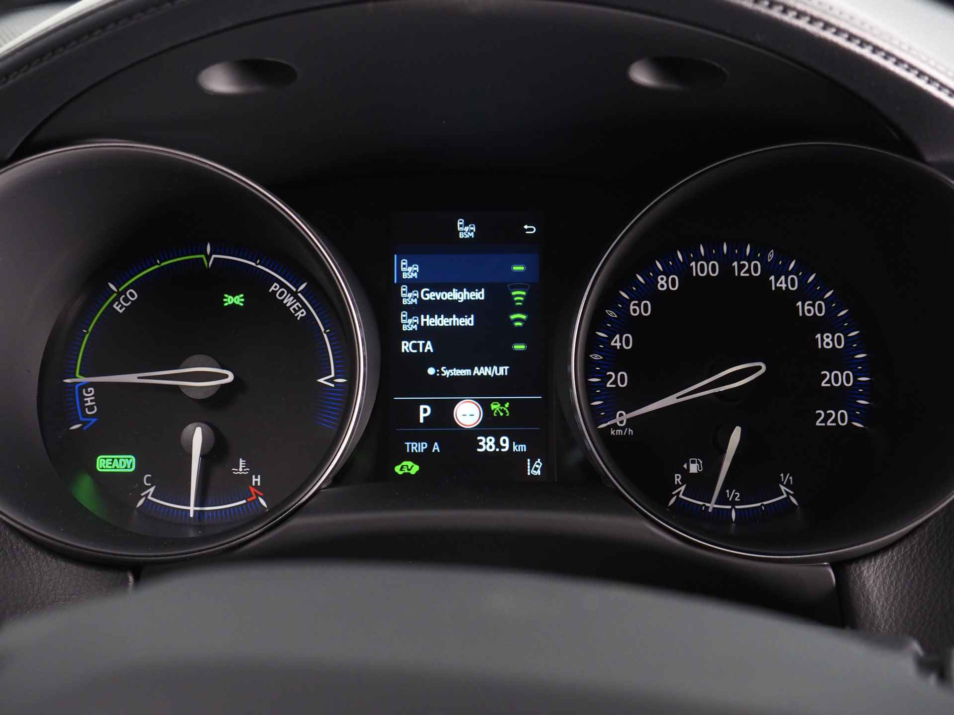 Toyota C-HR 1.8 Hybrid Style Plus | Noodremfunctie (met stuurcorrectie) | Dodehoekdetectie | Android Auto/ Apple CarPlay | Adaptive Cruise Control | Lane Assist - 39/44
