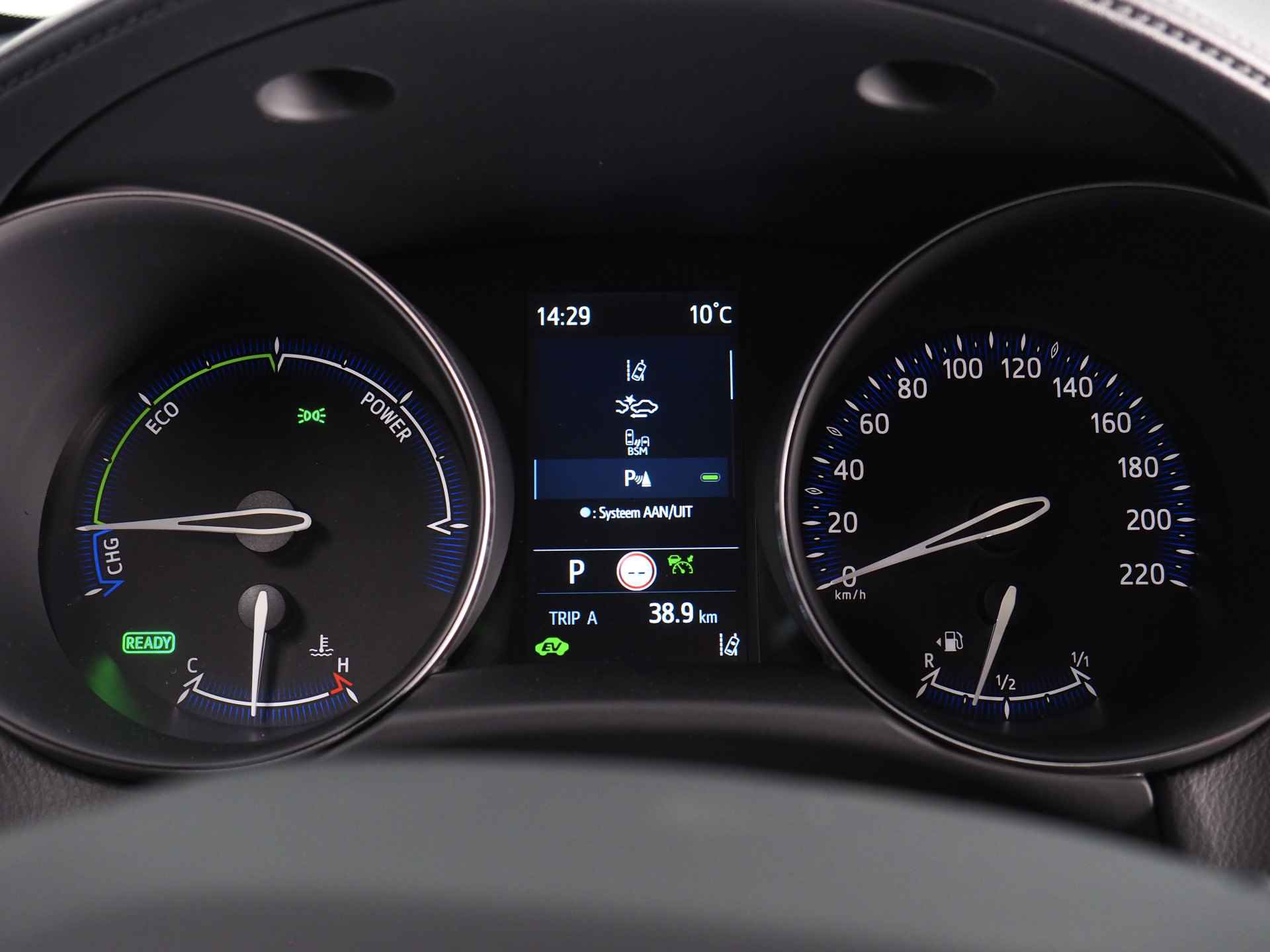 Toyota C-HR 1.8 Hybrid Style Plus | Noodremfunctie (met stuurcorrectie) | Dodehoekdetectie | Android Auto/ Apple CarPlay | Adaptive Cruise Control | Lane Assist - 40/44