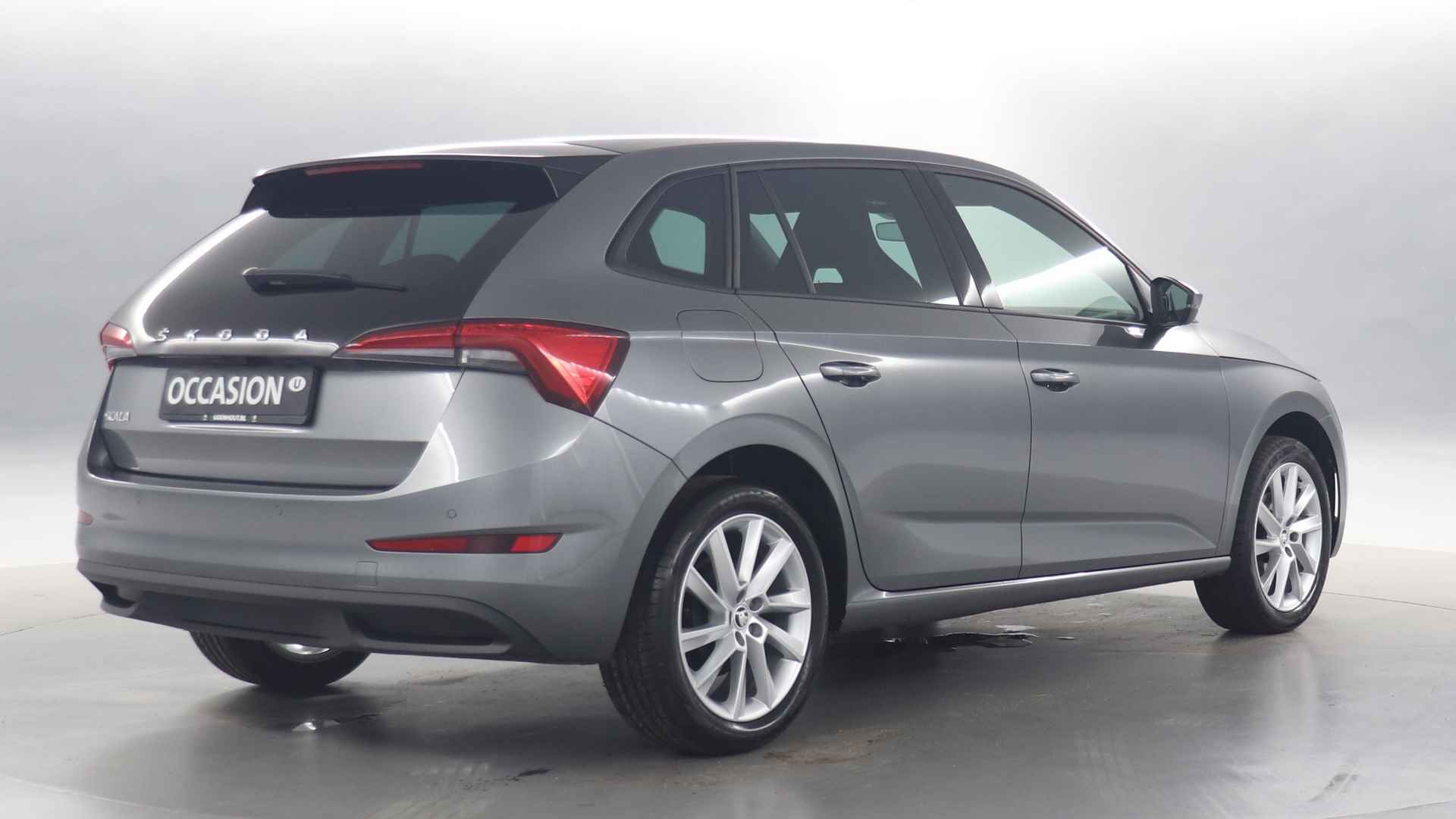 Škoda Scala 1.0 TSI 110pk Sport Business DSG / Apple Carplay / Panoramadak / Camera / Cruise Control - 2/36