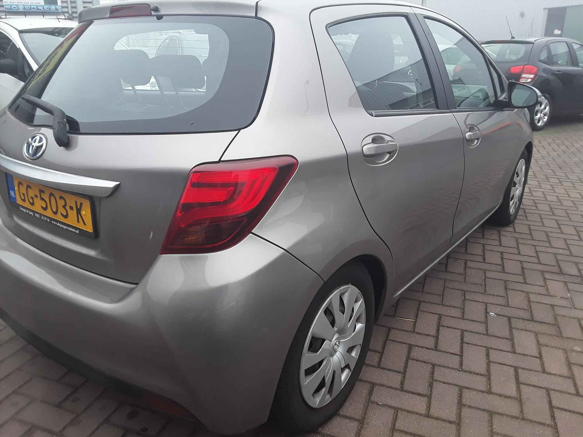 TOYOTA Yaris 1.5 Full Hybrid 100pk 5D Aut Aspiration - 6/29