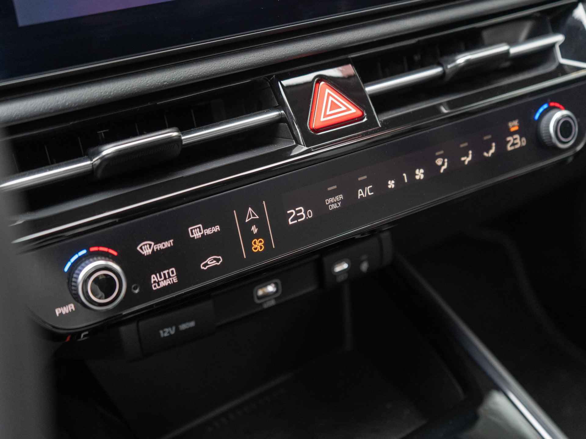 Kia Niro EV ExecutiveLine 64.8 kWh | Snel rijden | Head up display | Harman en kardon audio | - 16/35