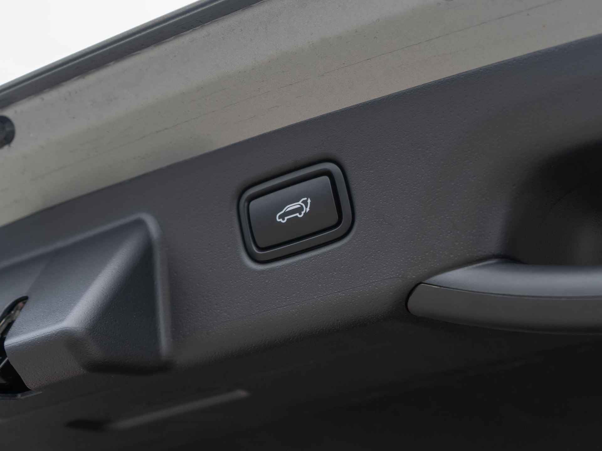 Kia Niro EV ExecutiveLine 64.8 kWh | Snel rijden | Head up display | Harman en kardon audio | - 21/35
