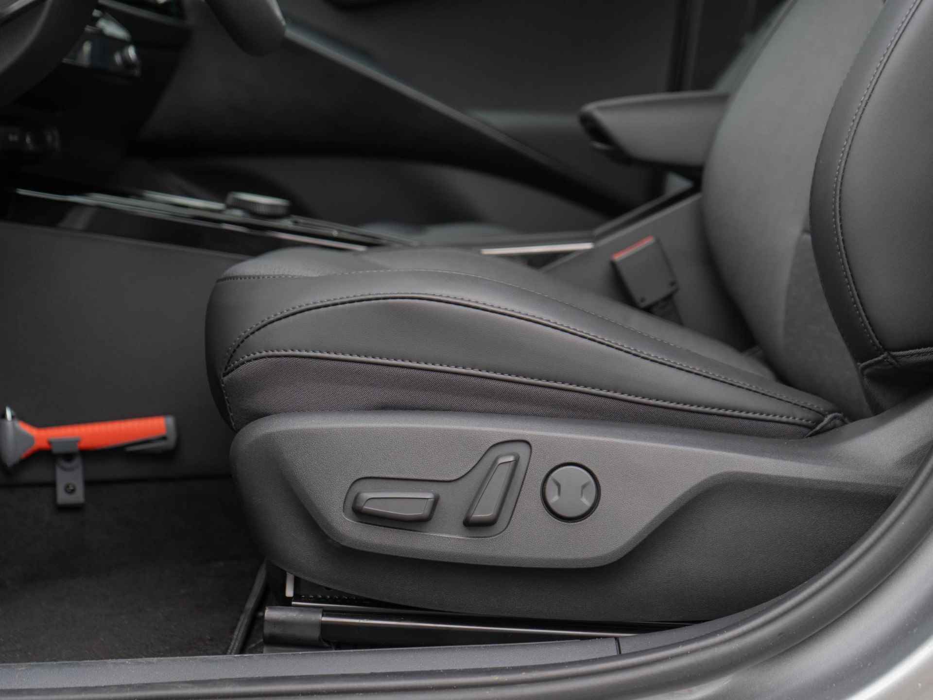 Kia Niro EV ExecutiveLine 64.8 kWh | Snel rijden | Head up display | Harman en kardon audio | - 23/35