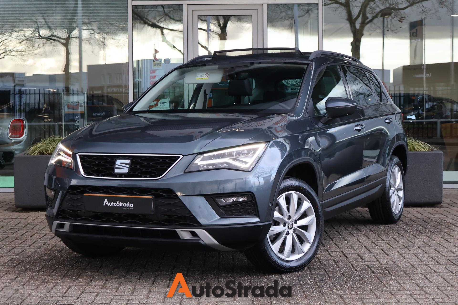 Seat Ateca 1.5 Business Intense 150pk DSG-7 | Pano | Beats | Camera | Carplay | Virtual | trekhaak | Keyless