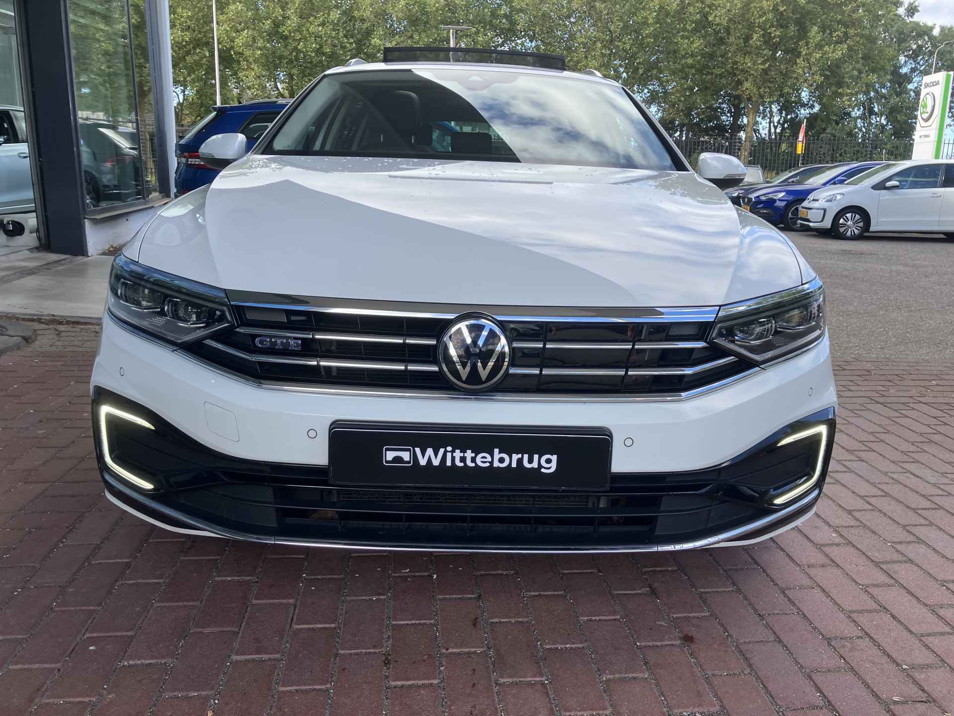 Volkswagen Passat Variant 1.4 TSI PHEV 218pk DSG GTE Business / Panoramadak / Leder / Digitale Cockpit / LED / Elektrisch uitklapbare Trekhaak / Standkachel - 7/26