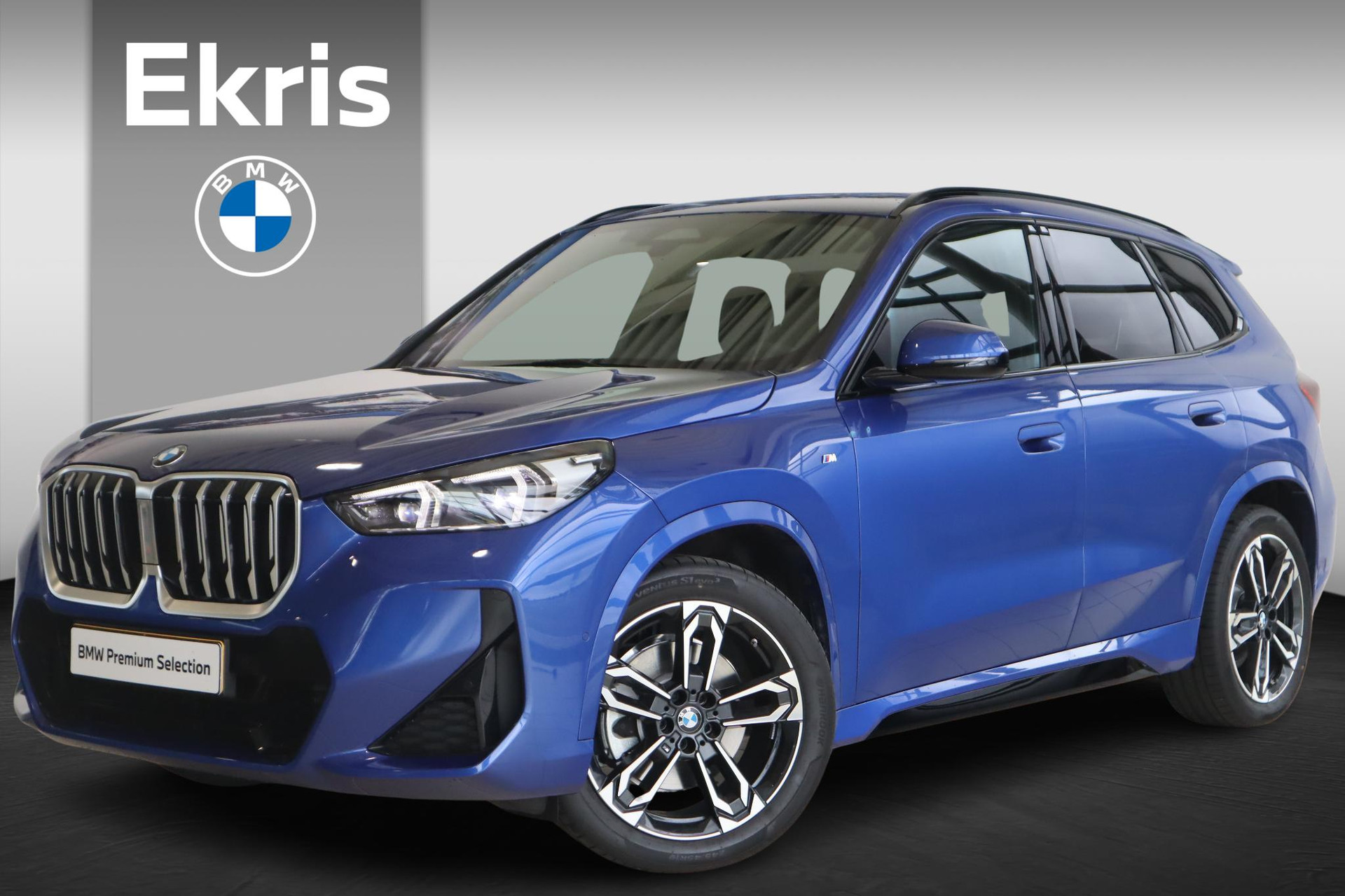 BMW X1 sDrive20i M-Sportpakket Portimao Blau / Premium Pack / Harman Kardon Audio