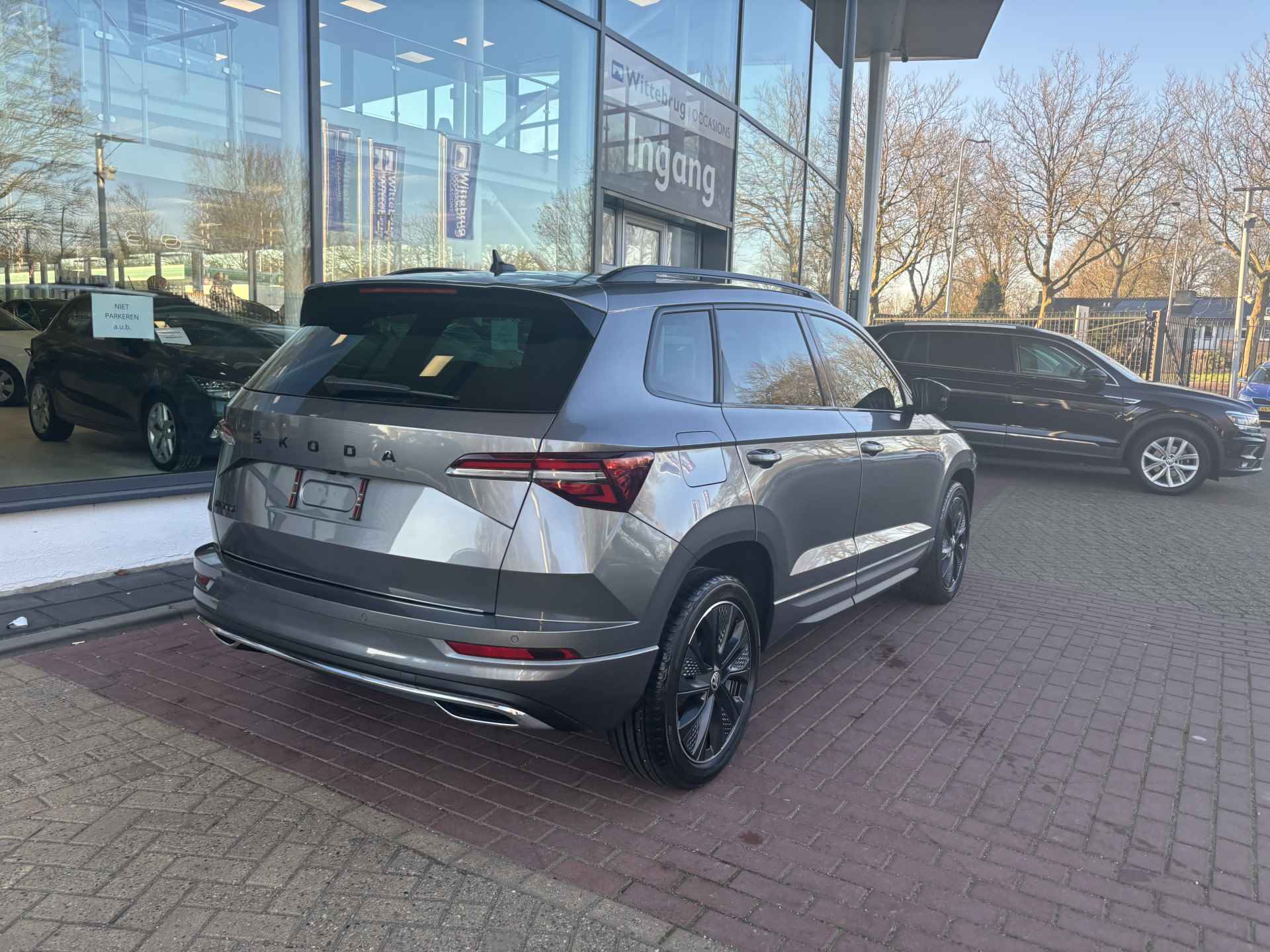 Škoda Karoq 1.5 TSI ACT Sportline Business / Afneembare trekhaak / Achteruitrijcamera / 18" lichtmetalen velgen / Virtual Cockpit / Full LED Matrix koplampen - 29/33