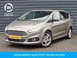 Ford S-Max 2.0 Titanium 241pk | Trekhaak Afneembaar | Navigatie | Camera | Cruise Control | DAB | Climate Control | L.M. 18" | Stoelverwarming |