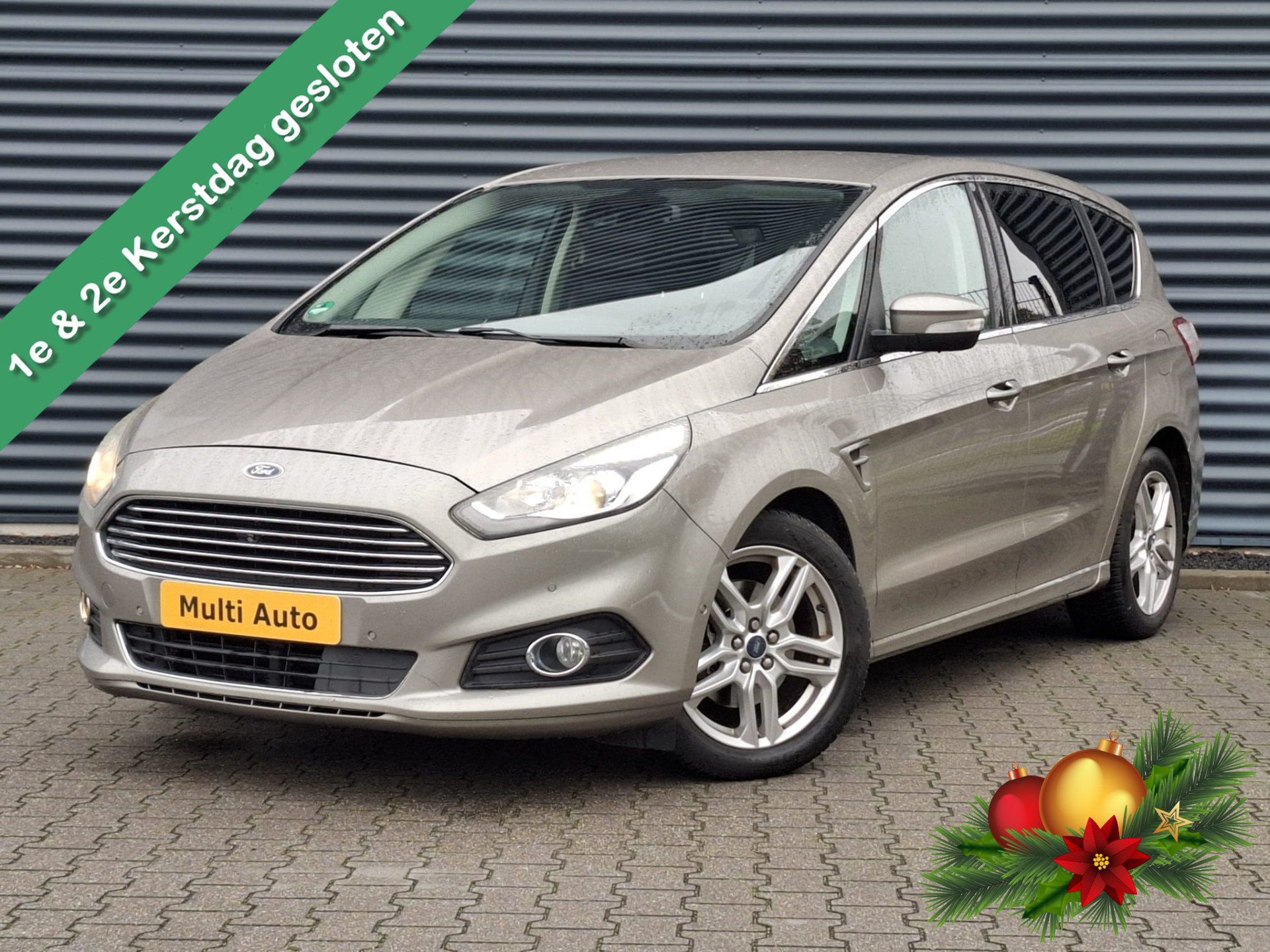 Ford S-Max 2.0 Titanium 241pk | Trekhaak Afneembaar | Navigatie | Camera | Cruise Control | DAB | Climate Control | L.M. 18" | Stoelverwarming |