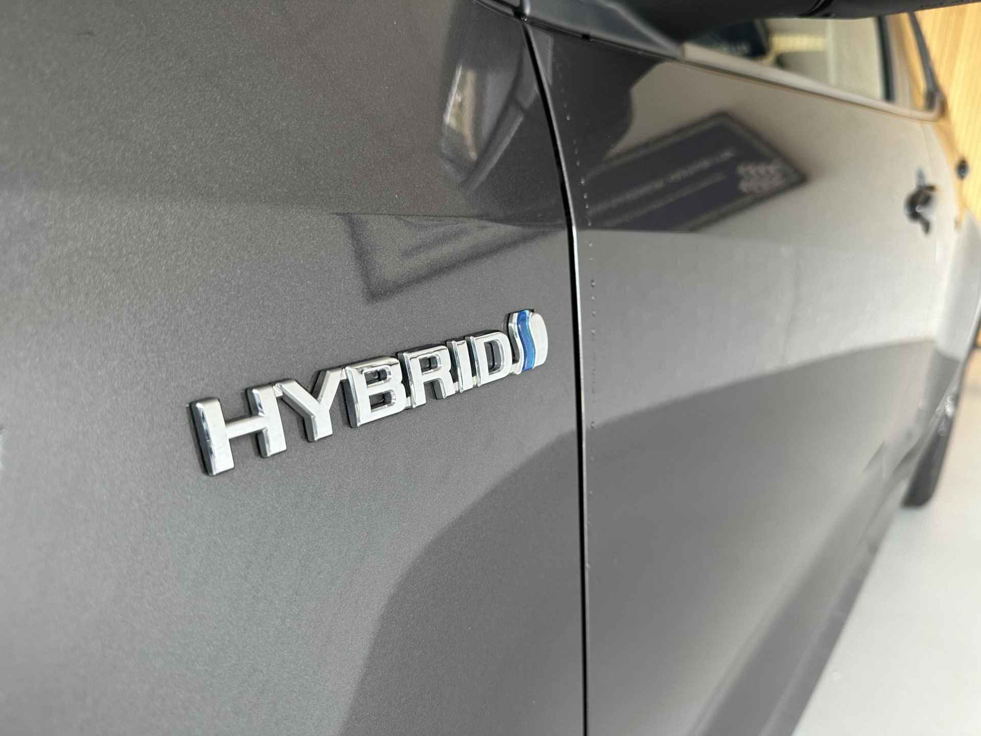 Toyota Yaris 1.5 Hybrid Business Plus - 12/26