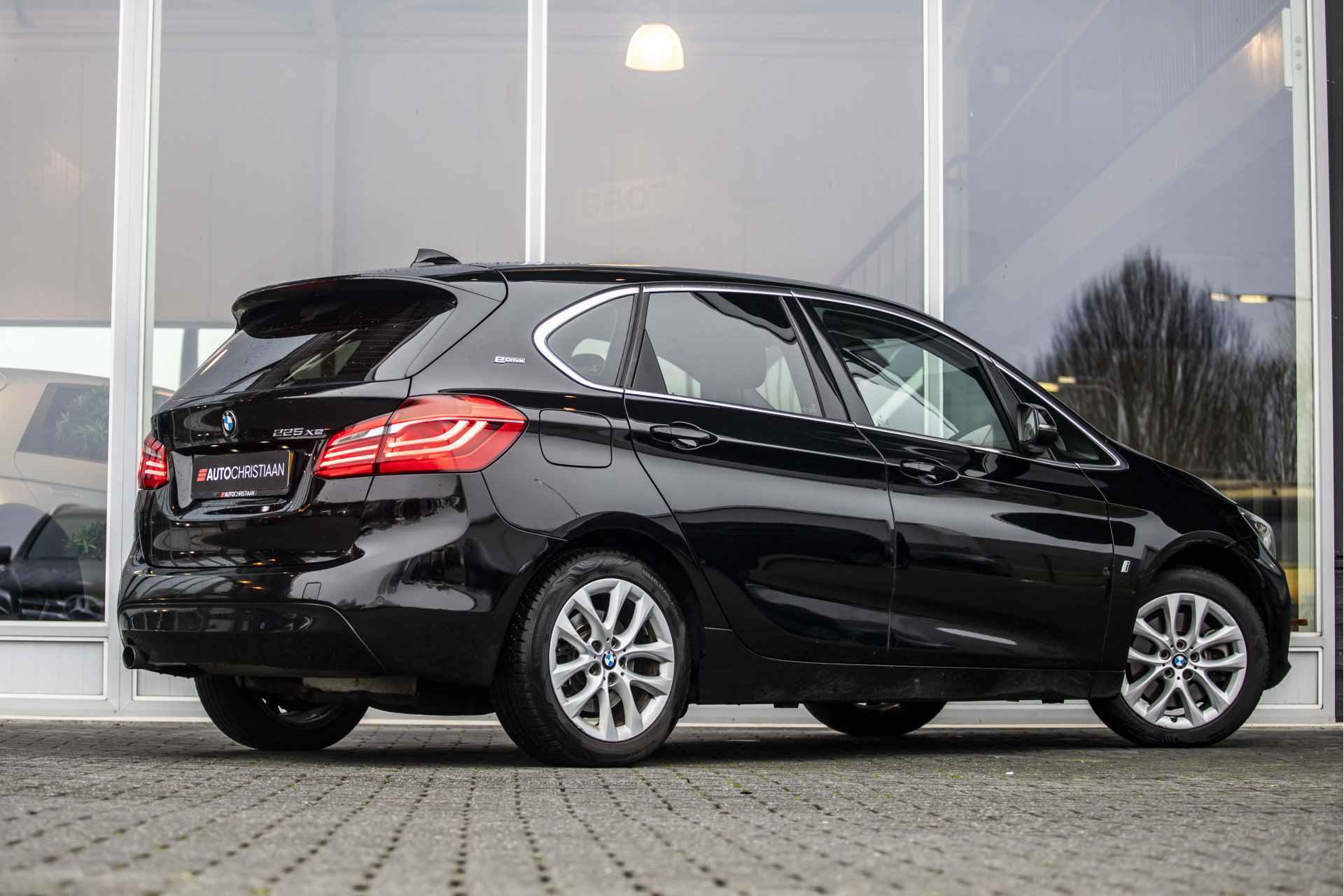 BMW 2 Serie Active Tourer 225xe iPerformance Executive | LED | NL Auto - 5/37