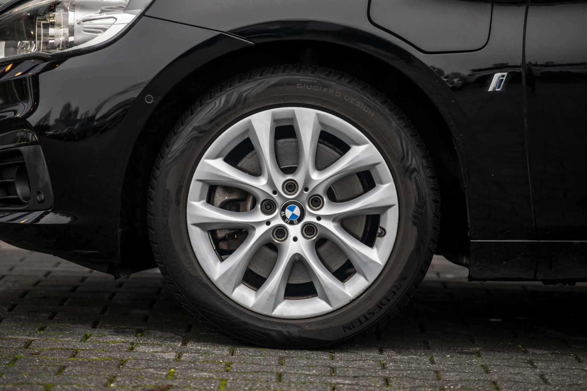 BMW 2 Serie Active Tourer 225xe iPerformance Executive | LED | NL Auto - 9/37