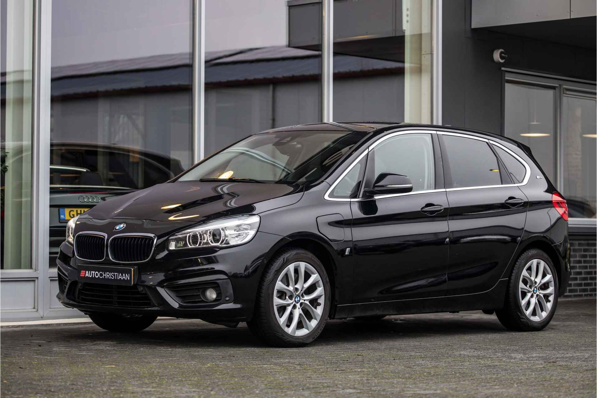 BMW 2 Serie Active Tourer 225xe iPerformance Executive | LED | NL Auto - 10/37