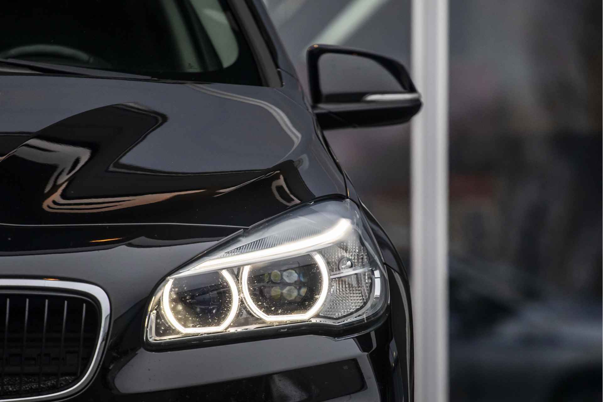 BMW 2 Serie Active Tourer 225xe iPerformance Executive | LED | NL Auto - 17/37