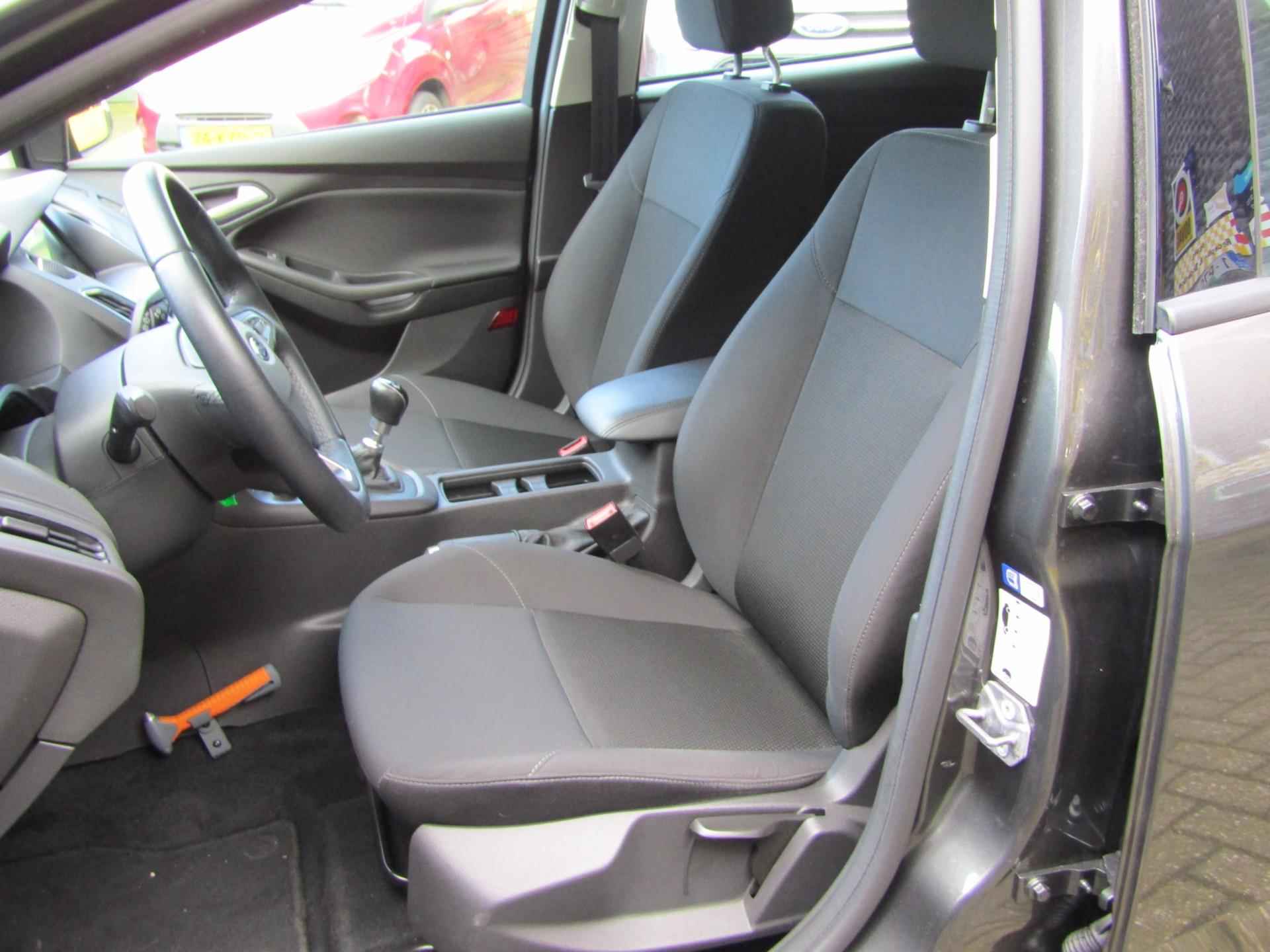 Ford Focus 1.0 Lease Edition - 5/20