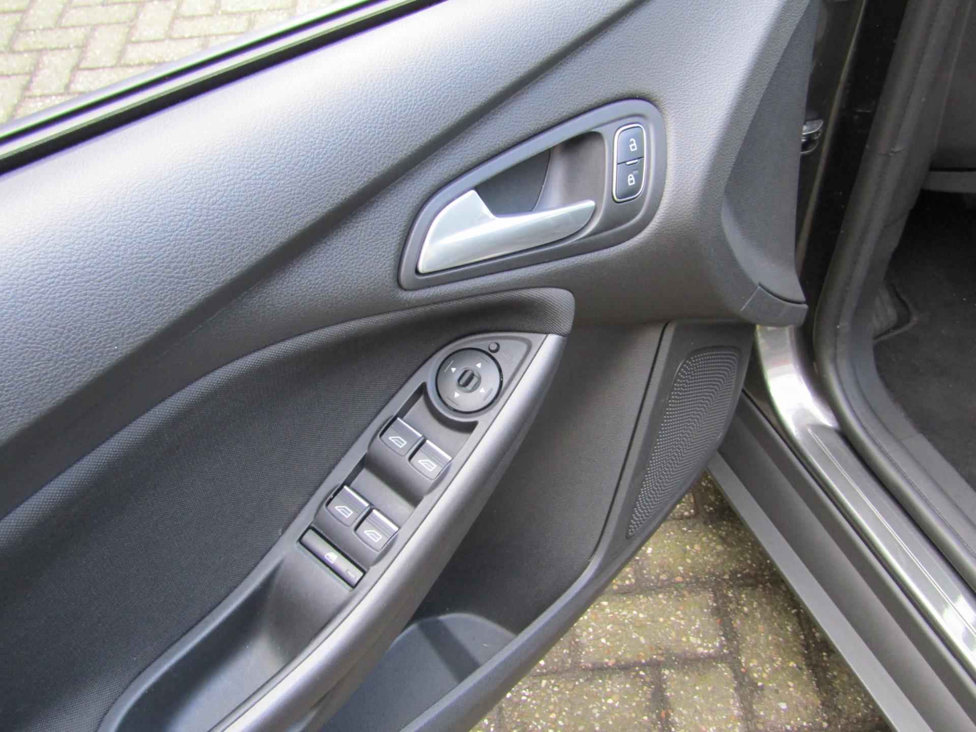Ford Focus 1.0 Lease Edition - 15/20