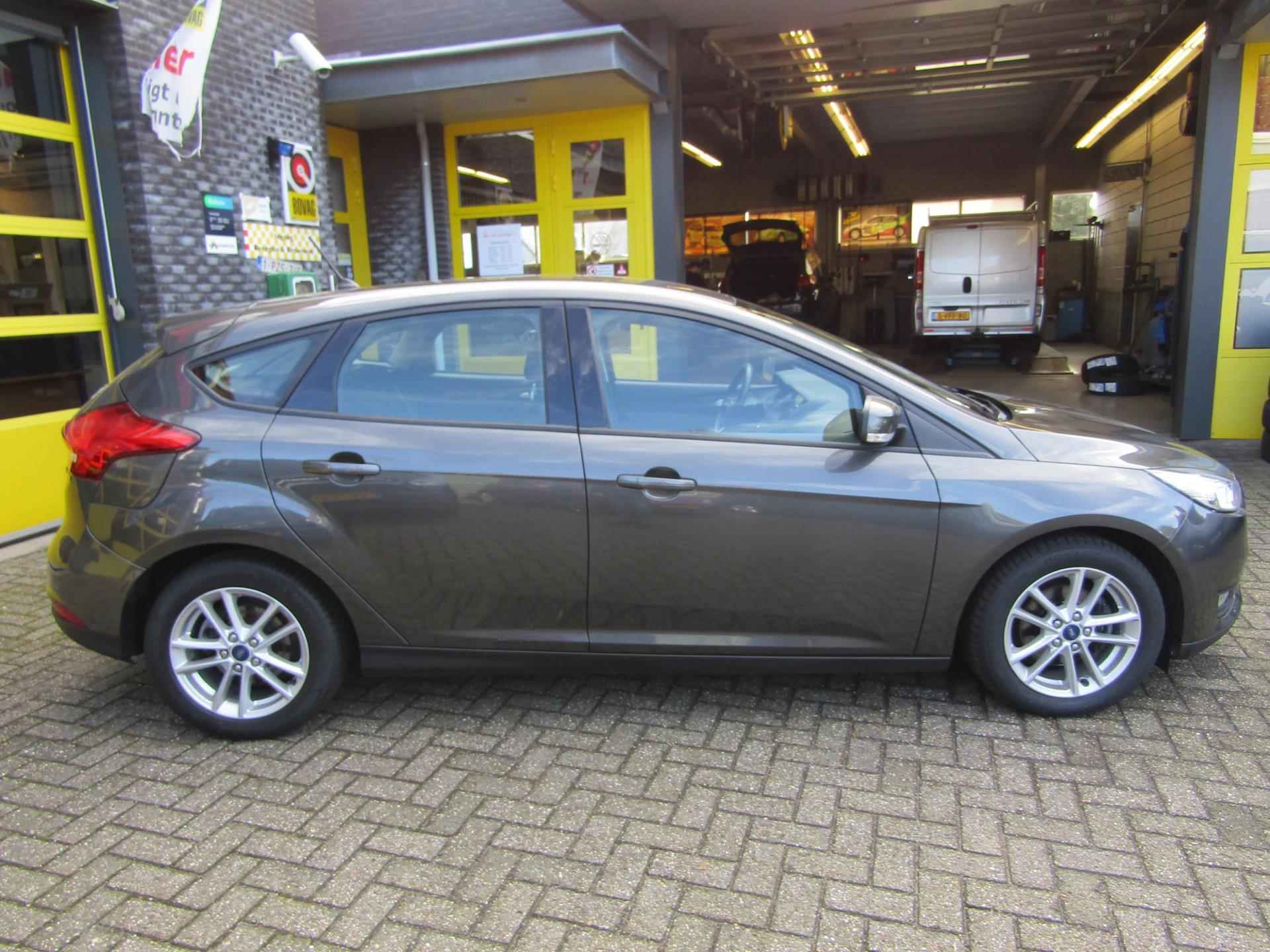 Ford Focus 1.0 Lease Edition - 20/20