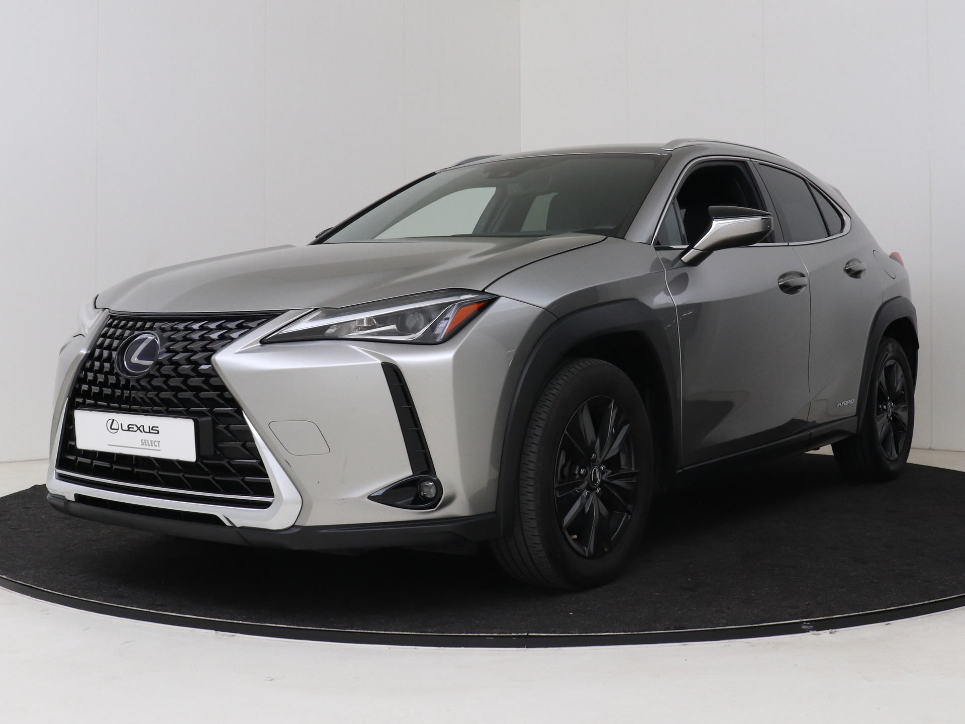 Lexus UX 250H Premium Lease Limited | Navigatie |  Achteruitrijcamera | Climate Control | 18" lichtmetalen velgen | Privacy Glass |