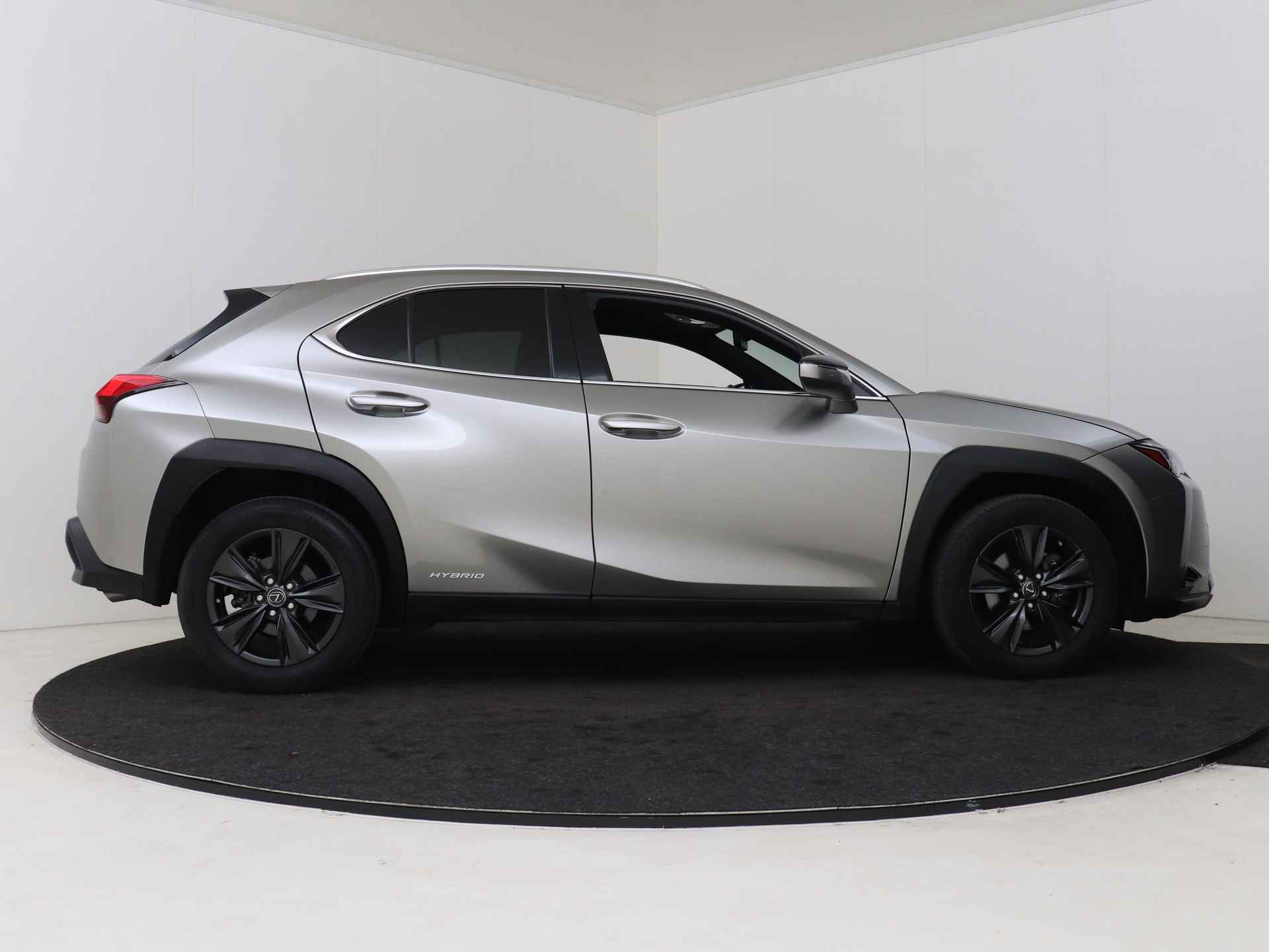 Lexus UX 250H Premium Lease Limited | Navigatie |  Achteruitrijcamera | Climate Control | 18" lichtmetalen velgen | Privacy Glass | - 5/12