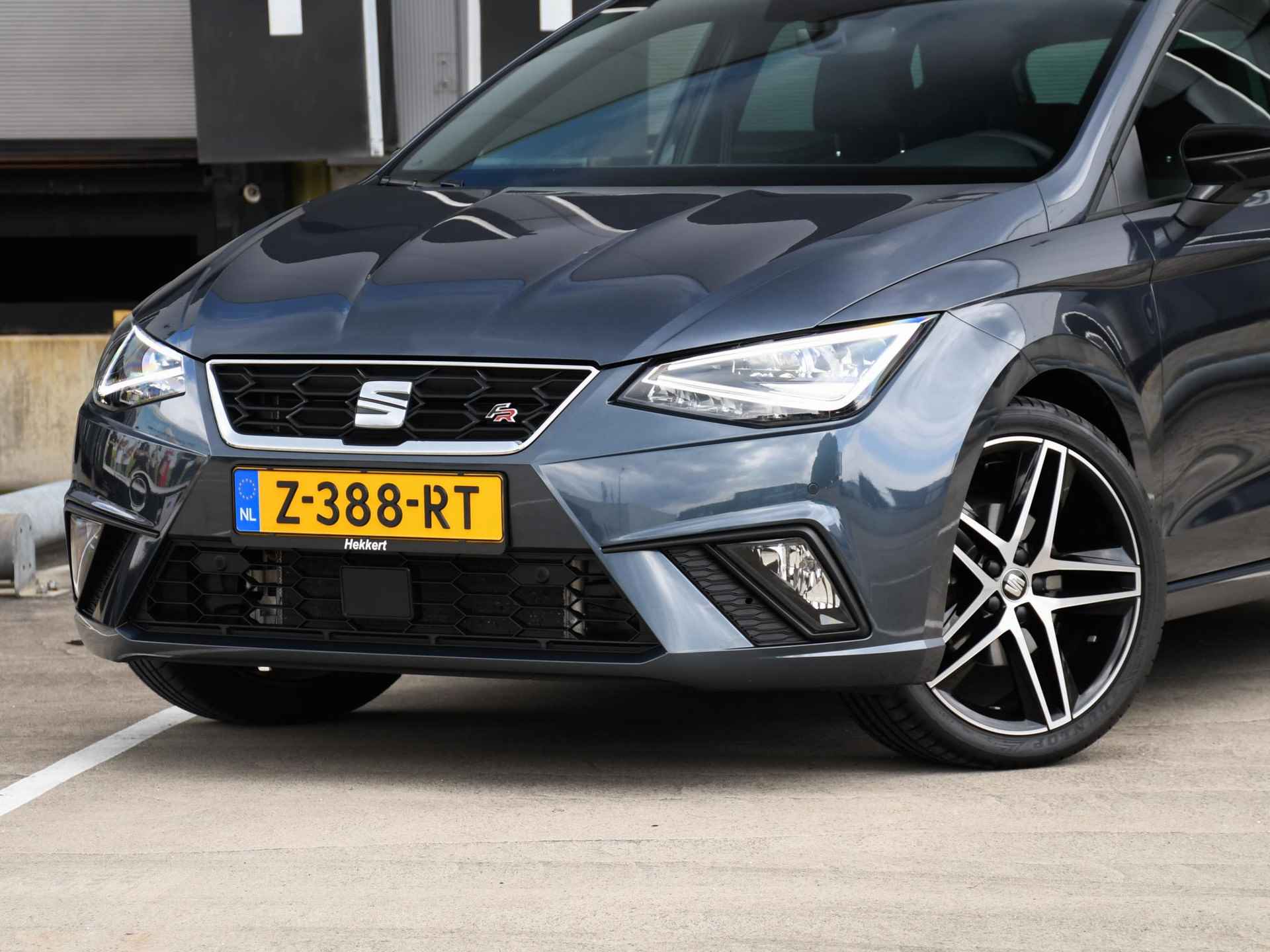 SEAT Ibiza Business Intense FR 1.0 TSI 110pk Automaat CRUISE.C | 18''LM | DAB | APPLE-CARPLAY | HALF-LEDER | CLIMA - 2/34