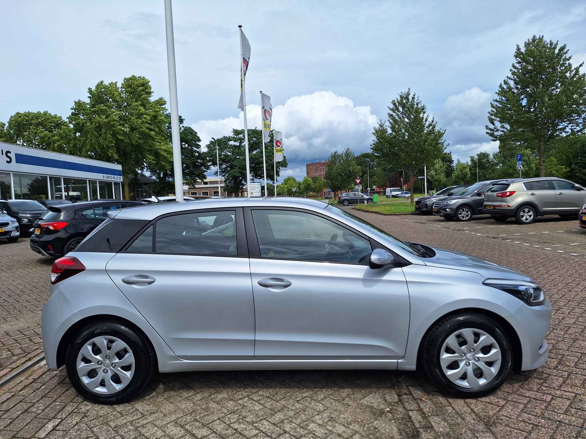 Hyundai i20 1.2 HP i-Motion - 8/28