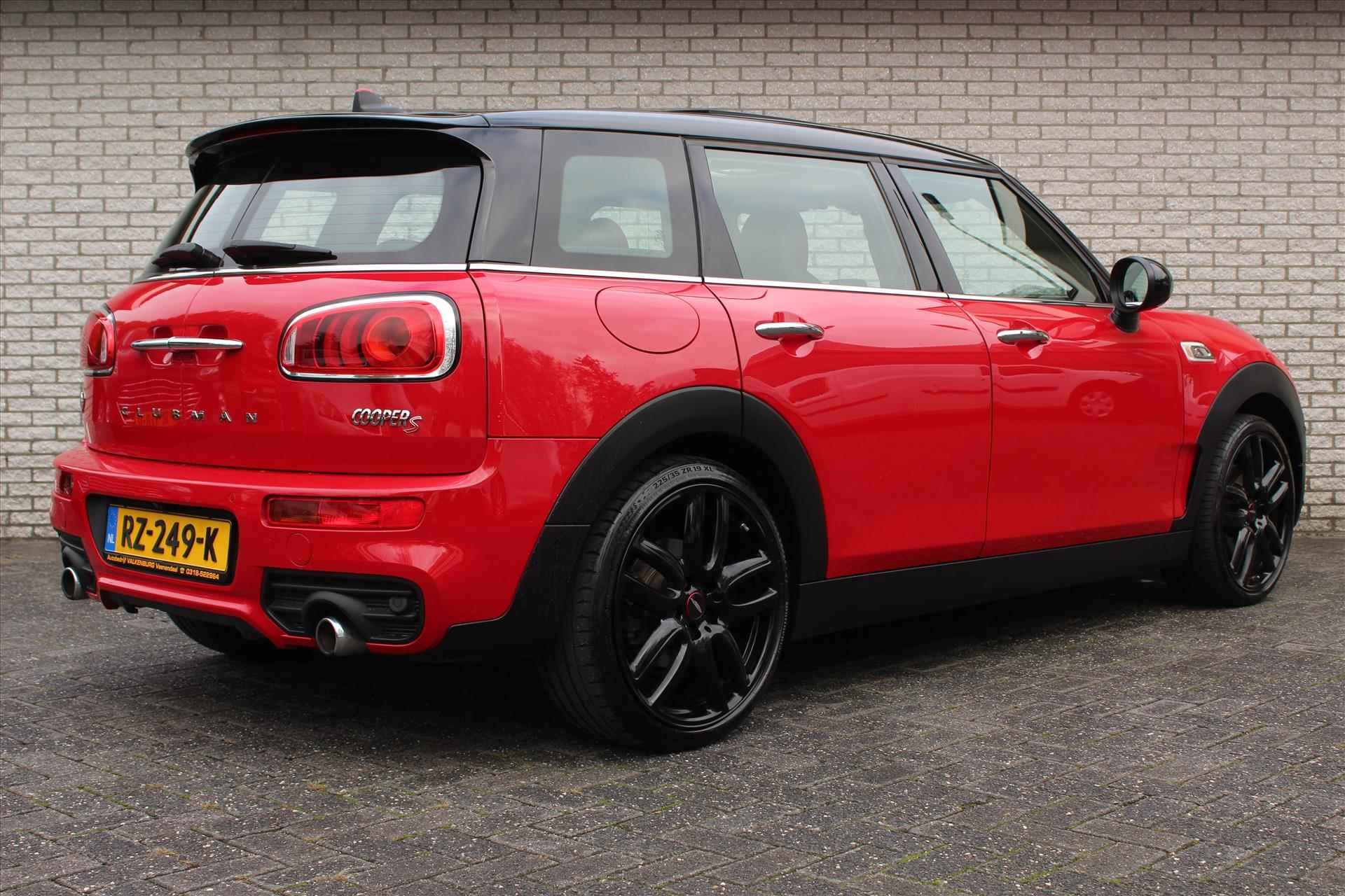 MINI Mini Clubman (f54) 2.0 192pk Aut Cooper S Chili John Cooper Works | Automaat | PANO | Camera | Carplay | PDC | Stoelverwarming | Keyless | Cruise | NAVI - 2/42