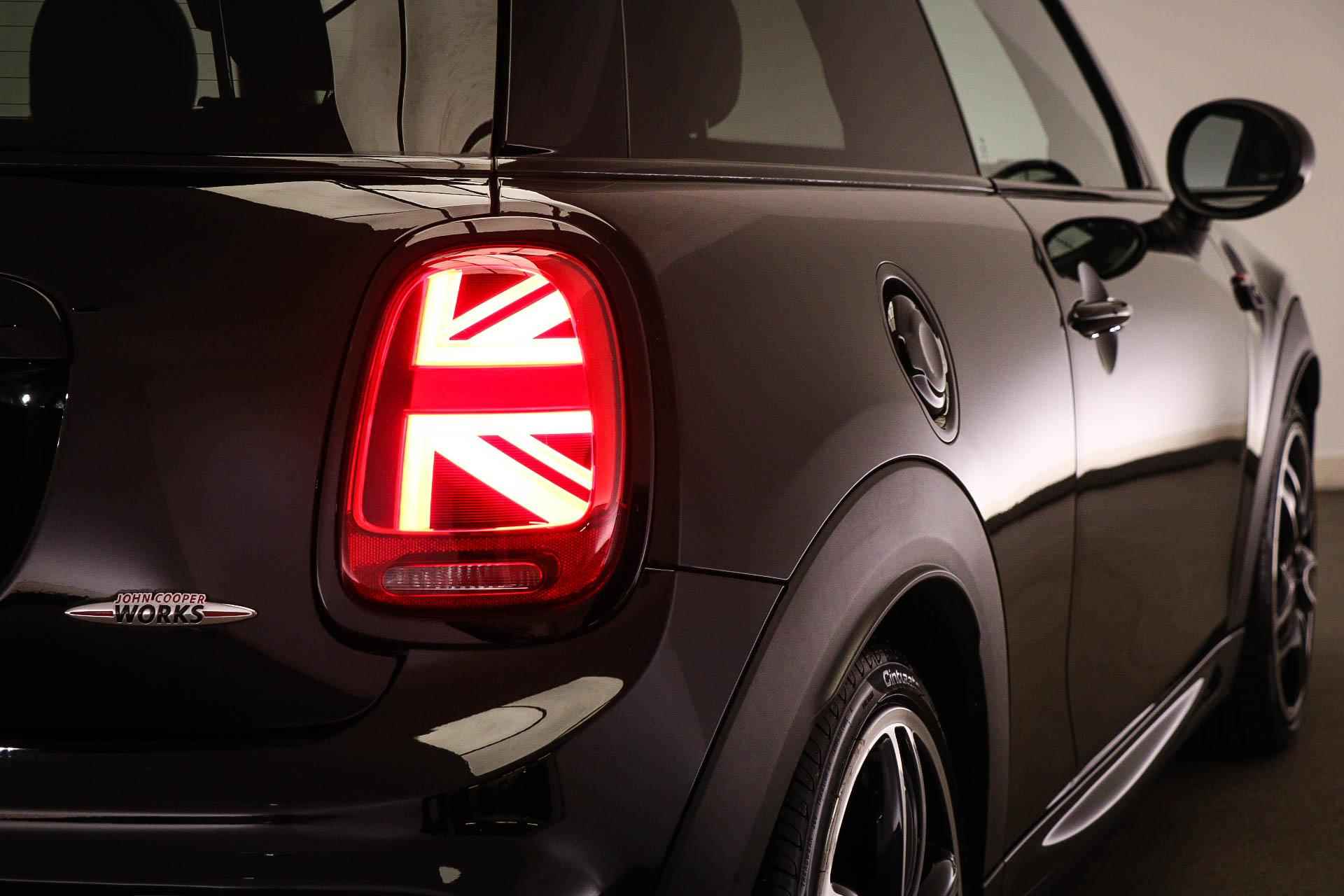 Mini Mini 2.0 John Cooper Works Chili | PANORAMADAK | HEAD UP | HARMAN KARDON DAB | APPLE | CAMERA - 23/60