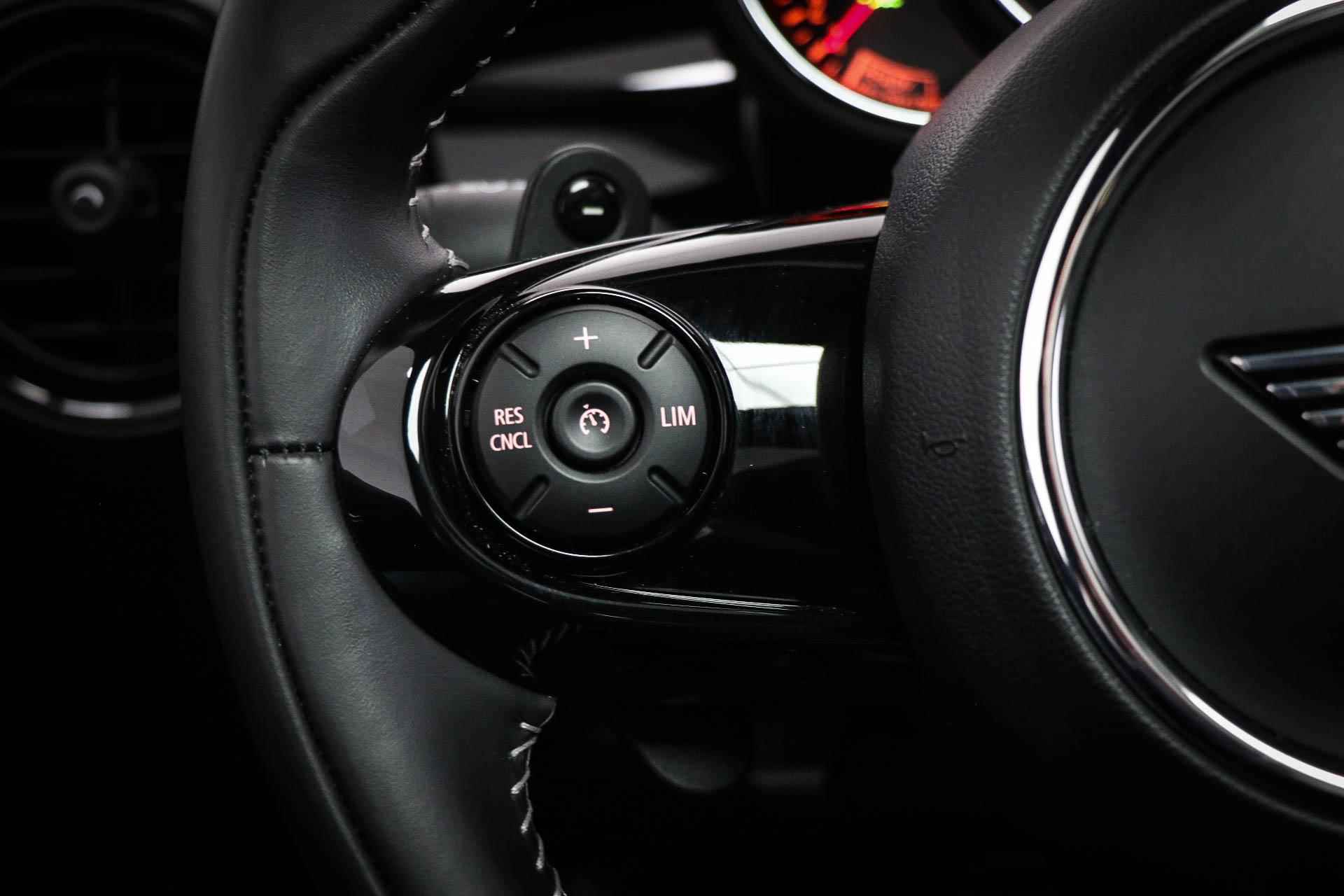 Mini Mini 2.0 John Cooper Works Chili | PANORAMADAK | HEAD UP | HARMAN KARDON DAB | APPLE | CAMERA - 34/60