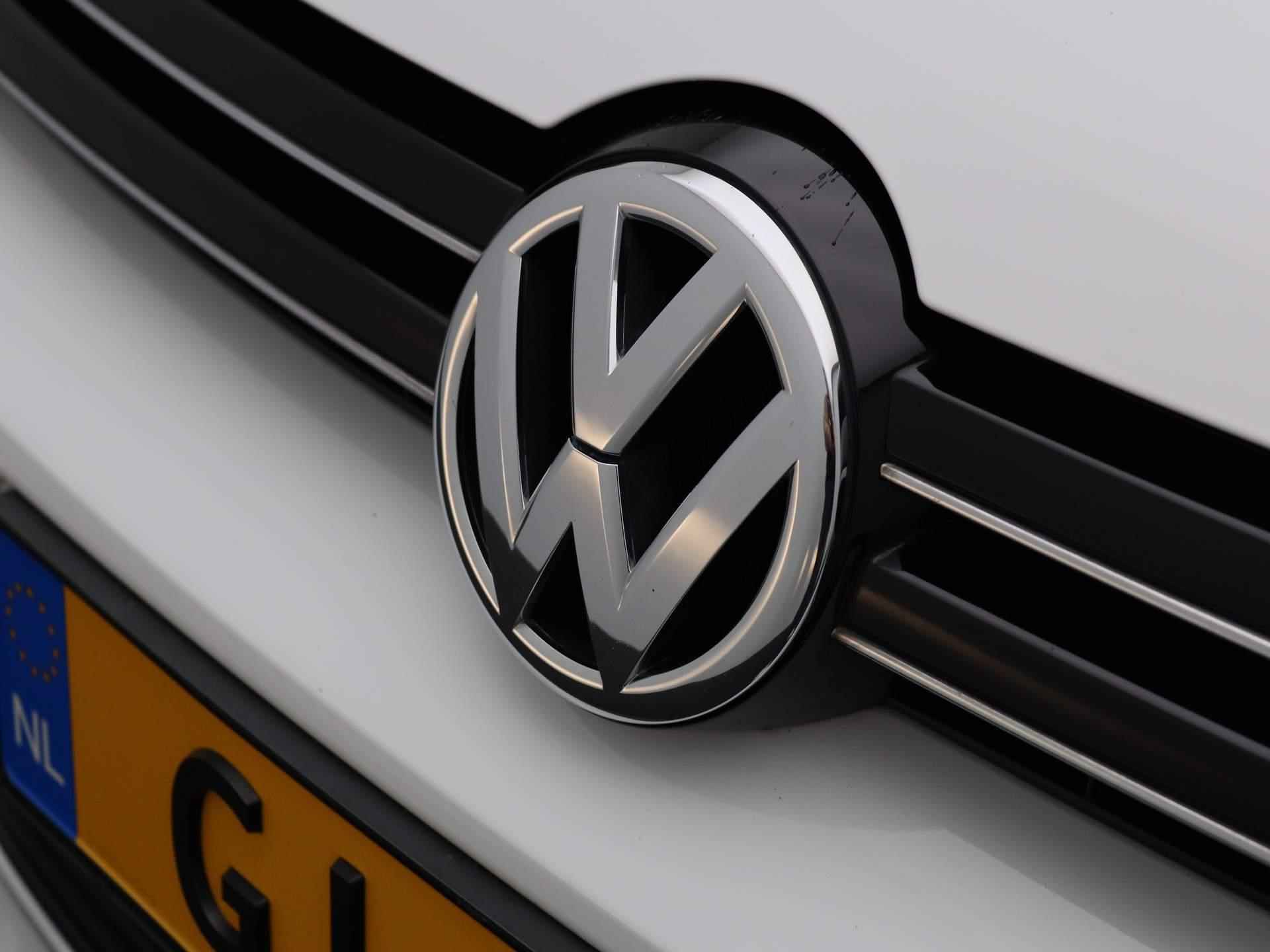 Volkswagen Golf Cabriolet 1.2 TSI BlueMotion | NAVIGATIE | DEALER ONDERHOUDEN | CLIMATE CONTROL | STOELVERWARMING | LICHTMETALEN VELGEN | PARKEER SENSOREN VOOR+ACHTER | BLUETOOTH | - 37/38