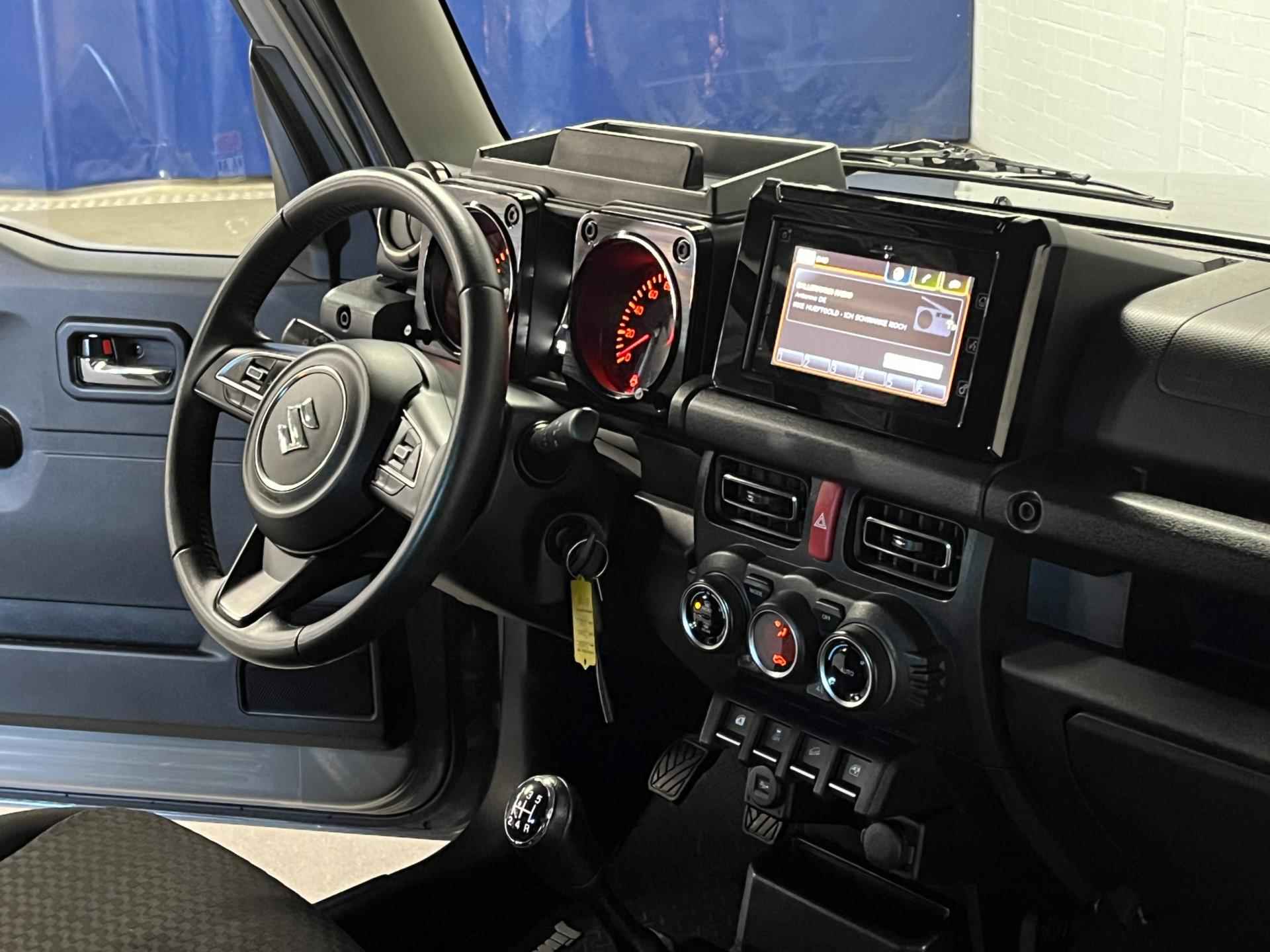 Suzuki Jimny 1.5 Stijl | Cruise & Climate c. | Navigatie | DAB | Stoelverwarming | - 14/26