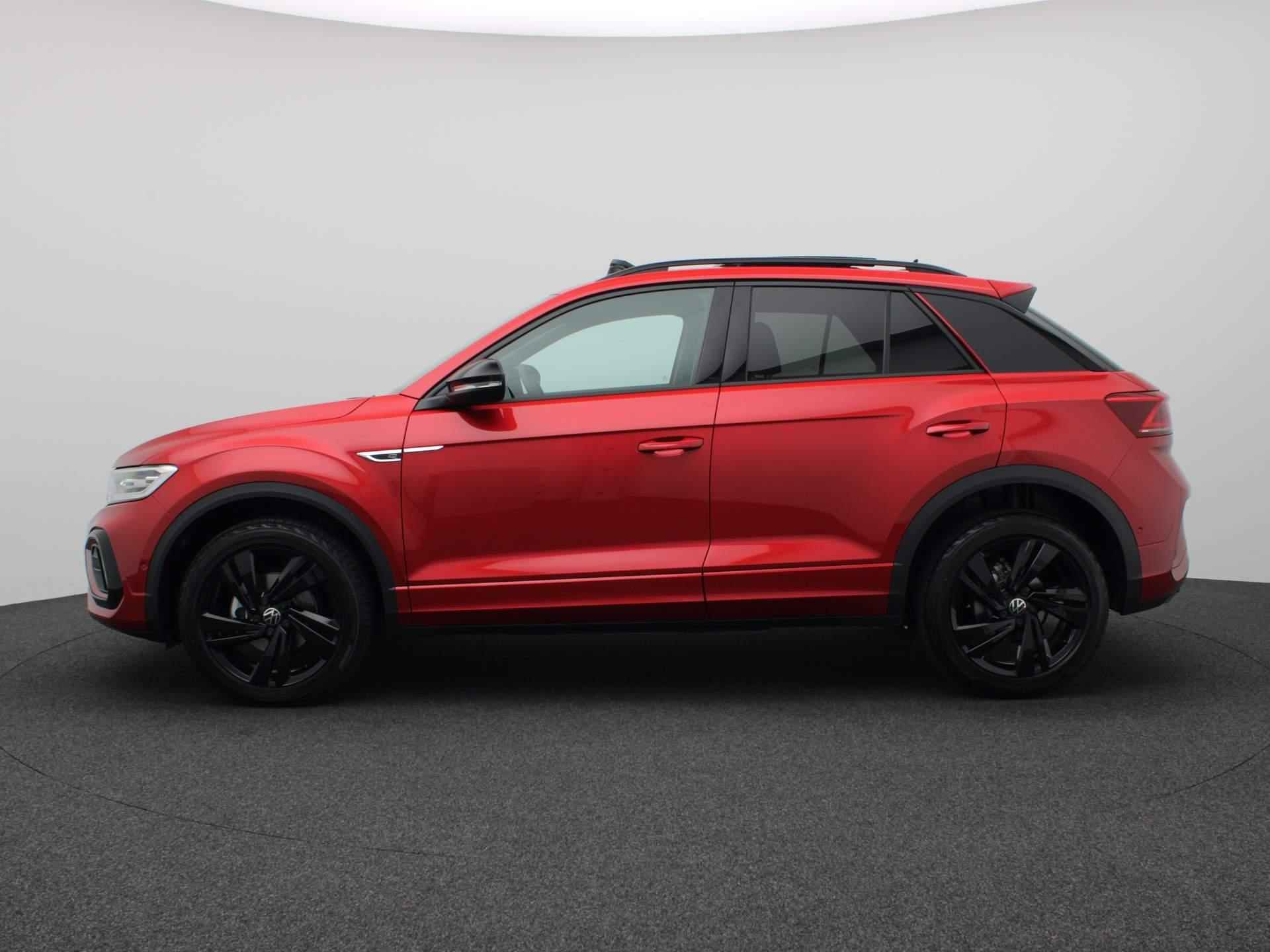 Volkswagen T-Roc 1.5 TSI R-Line Business 150PK DSG Black Style, LED-Matrix, Keyless Entry & Start, Pano-Schuifdak, Achteruitrijcamera, Travel Assist, 18" LM Velgen - 2/49