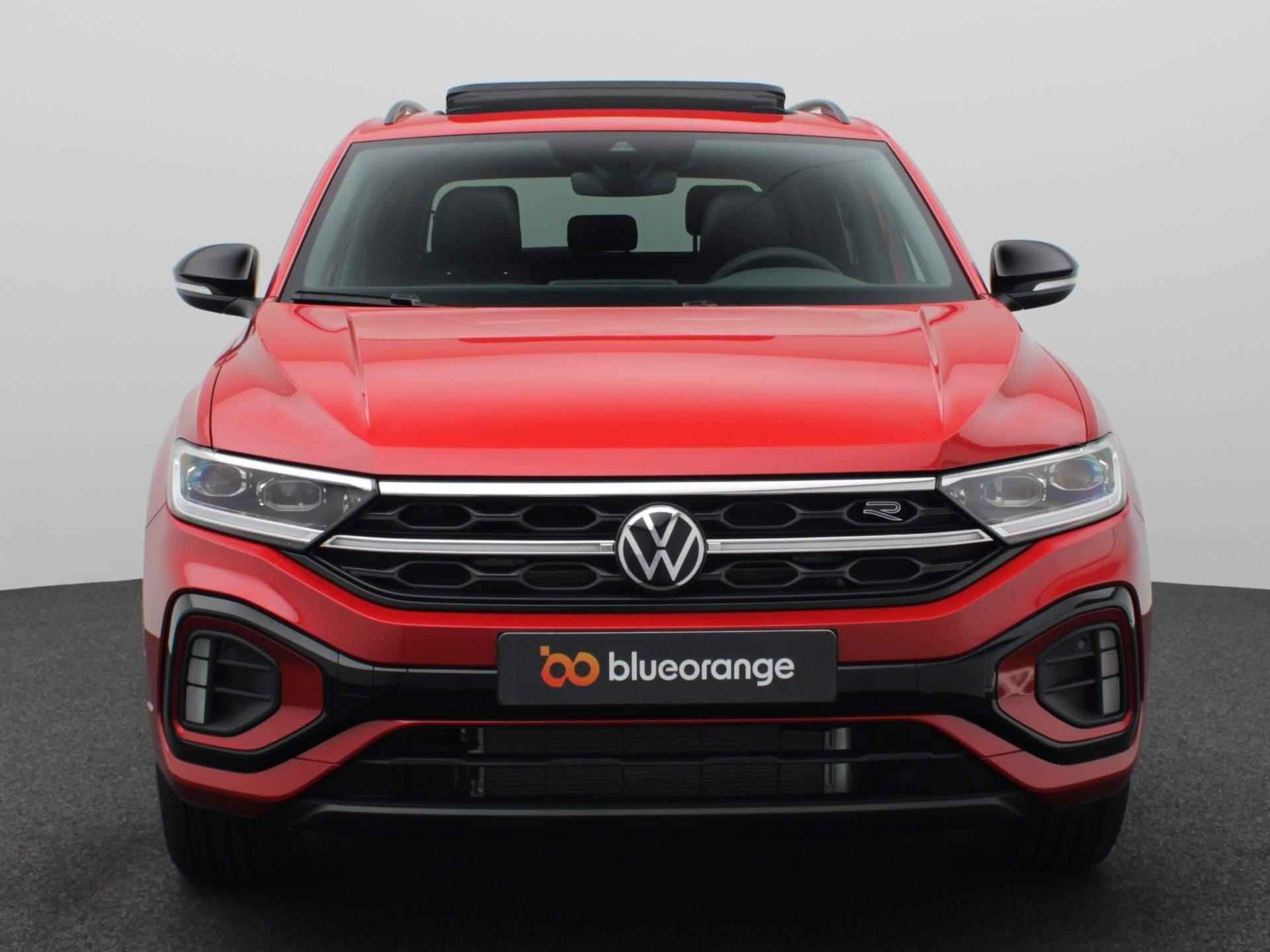 Volkswagen T-Roc 1.5 TSI R-Line Business 150PK DSG Black Style, LED-Matrix, Keyless Entry & Start, Pano-Schuifdak, Achteruitrijcamera, Travel Assist, 18" LM Velgen - 13/49