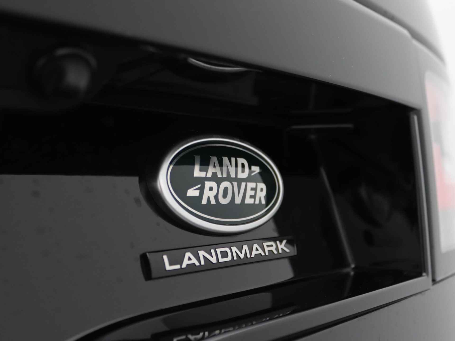 Land Rover Discovery 3.0D 306pk | 7 Persoons | Landmark Edition Dynamic Black Pack | Panorama Dak | NP € 143.308,- - 43/53