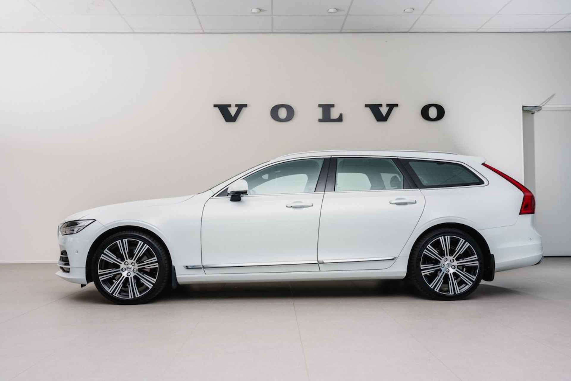 VOLVO V90 T4 Geartronic Inscription, Polestar - 2/26