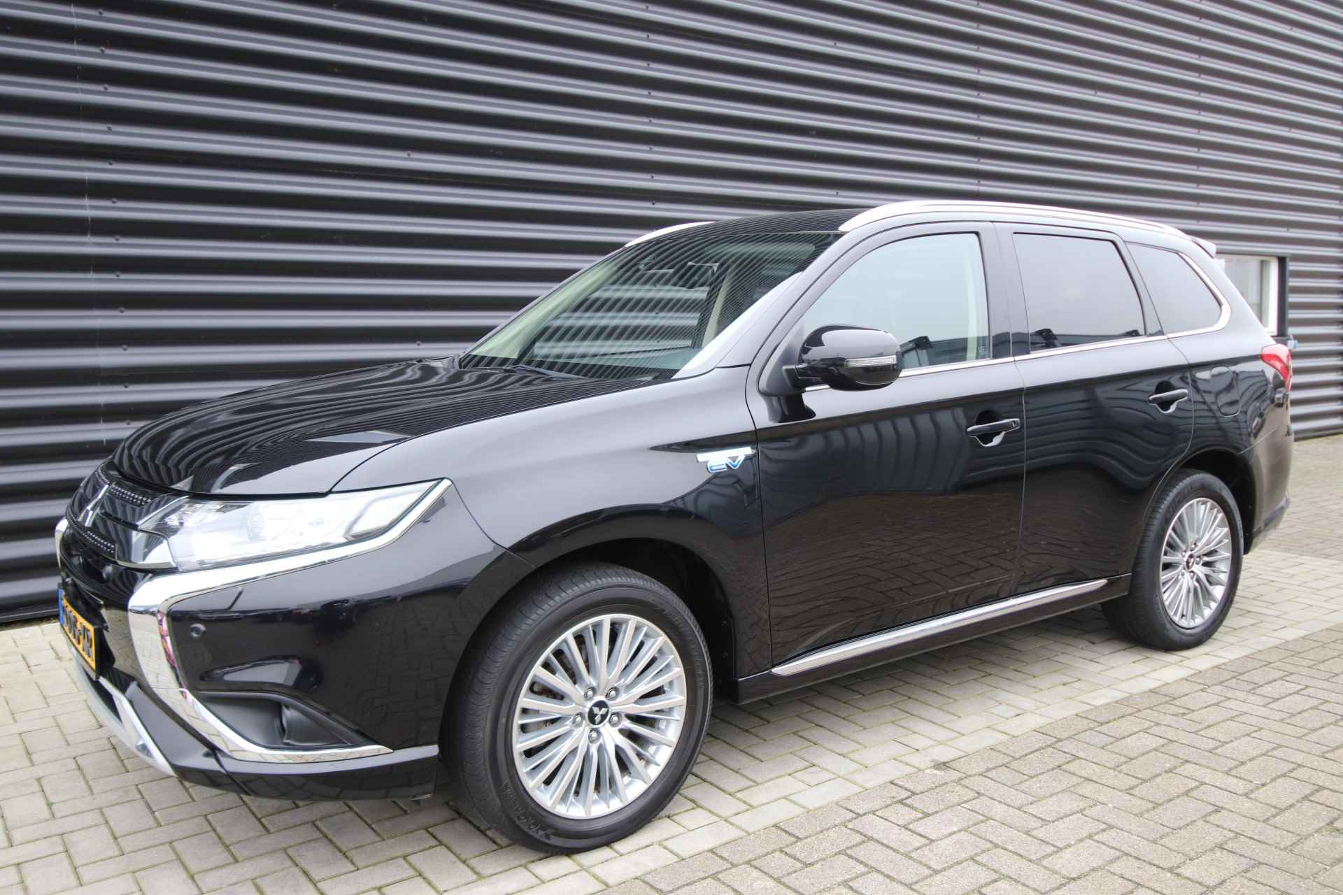 Mitsubishi Outlander 2.4 PHEV Pure+ Afn.Trekhaak, Trekgewicht 1.500kg, Navigatie - 19/74