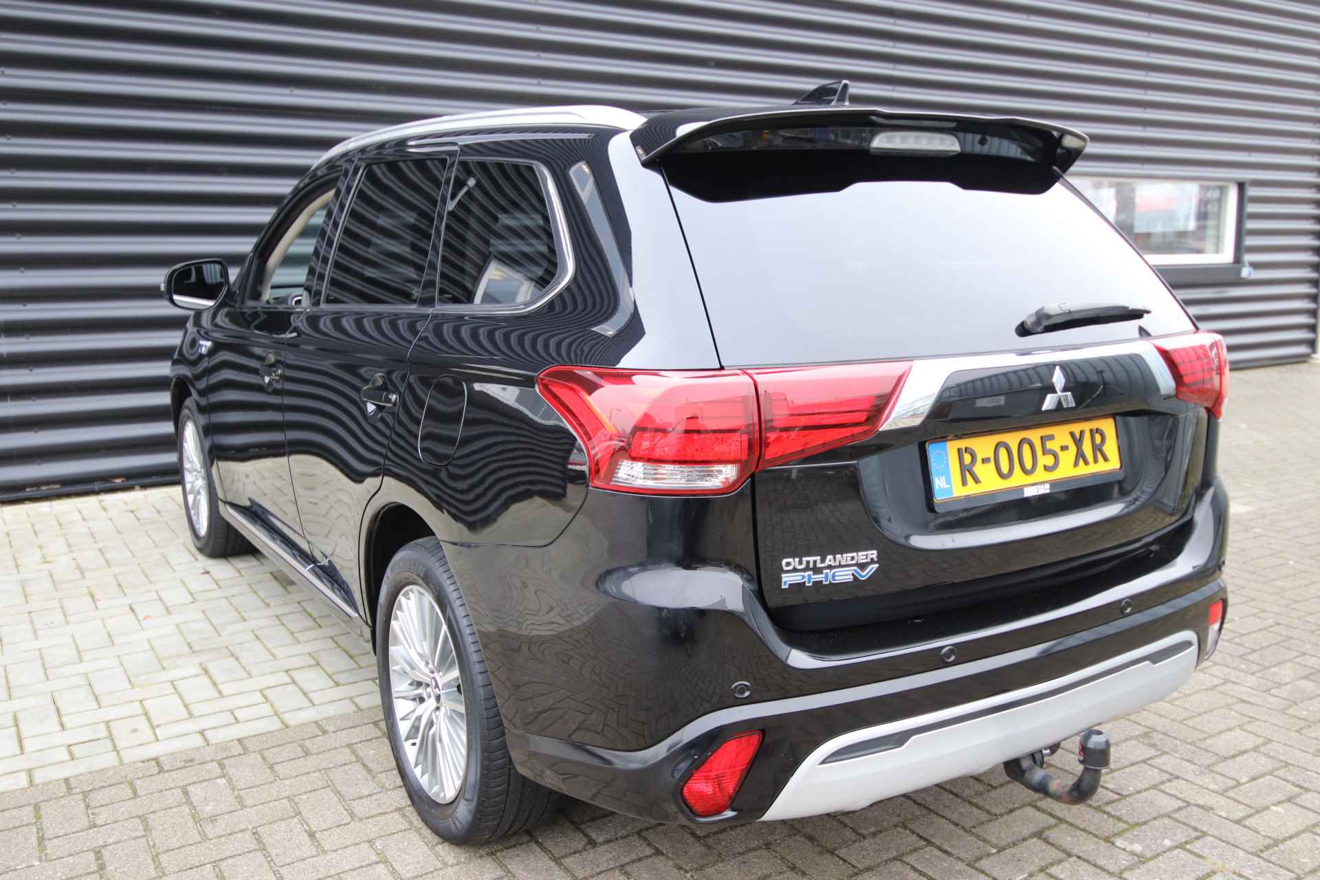 Mitsubishi Outlander 2.4 PHEV Pure+ Afn.Trekhaak, Trekgewicht 1.500kg, Navigatie - 72/74