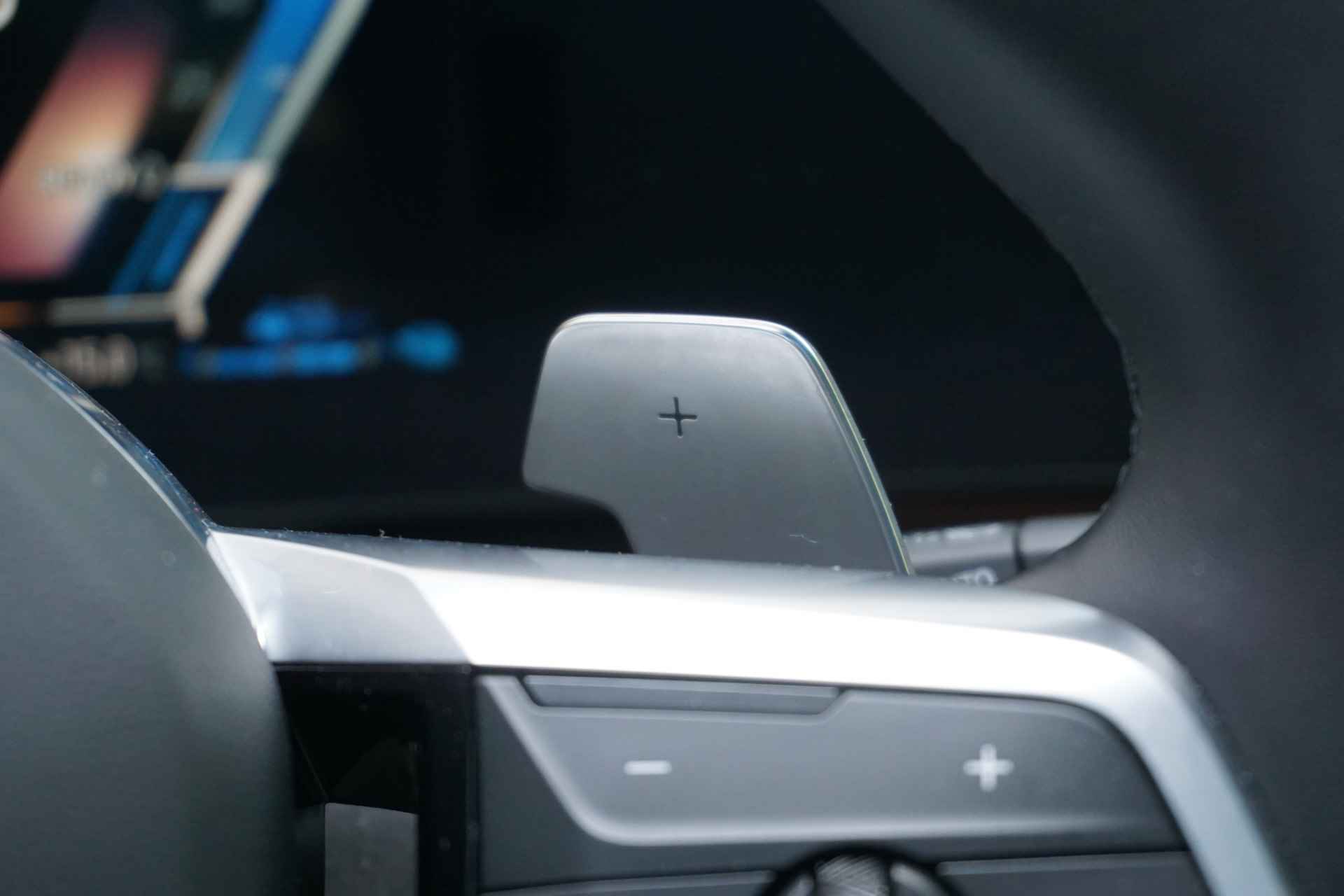 BMW X1 30e xDrive Aut. Innovation Pack / Panoramadak / Driving Assistant Professional / Head-Up Display / Harman Kardon / 20'' LMV - 13/41