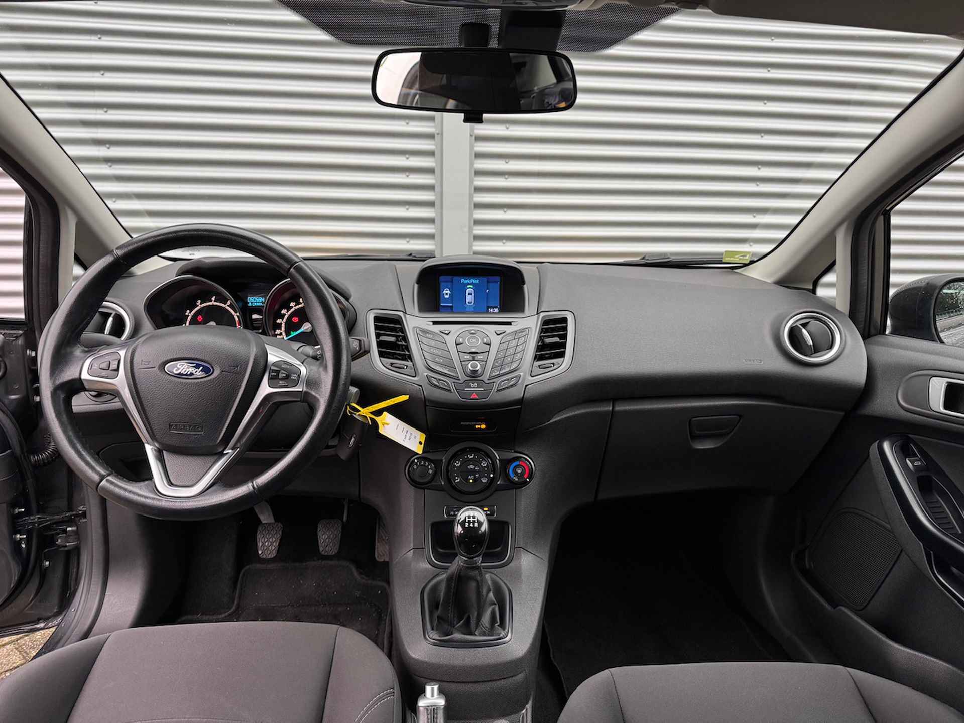 FORD Fiesta 1.0 80PK 5D Style Ultimate | Sensoren voor en achter | Navigatie | Airco | Lichtmetalen Velgen | - 12/40