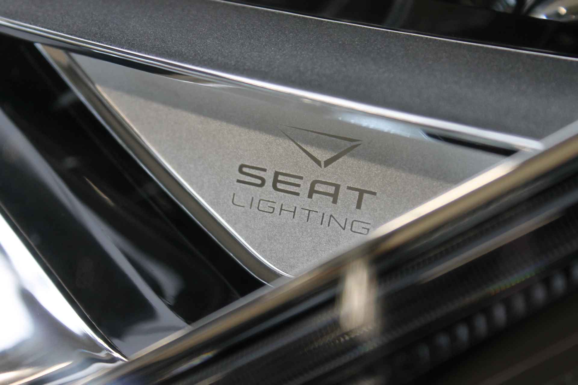 SEAT Ateca 1.5 TSI 150pk Style | Leer | Camera | Beats audio | 100% (Dealer) onderhouden label - 5/45