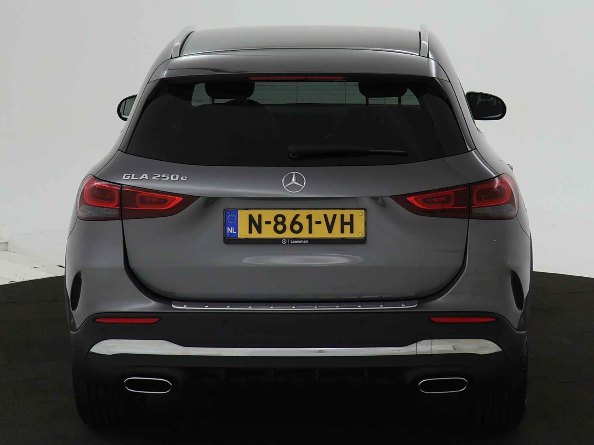 Mercedes-Benz GLA 250 e Business Solution AMG Limited | Lichtmetalen velgen | MBUX wide screen | Parking support | Navigatie | Inclusief 24 maanden MB Certified garantie voor Europa. - 29/45