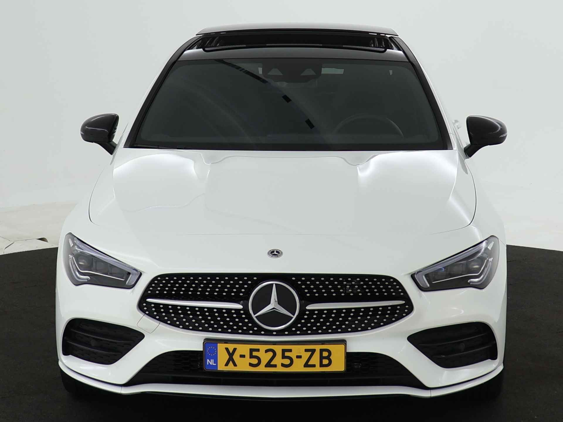 Mercedes-Benz CLA-Klasse 250 e AMG Plug-In Hybride Limited | Panoramadak | Lichtmetalen 5 spaaks AMG velgen | MBUX wide screen | Navigatie | Parking support | Inclusief 24 maanden MB Certified garantie voor Europa. - 28/45