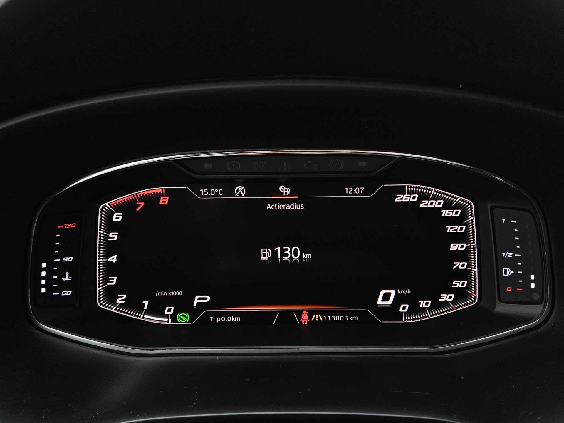 SEAT León ST 1.5 TSI FR Ultimate Edition Black DSG Automaat / Pano / BEATS / Afn. trekhaak / Dynamic Grey / 18'' LMV / - 17/54