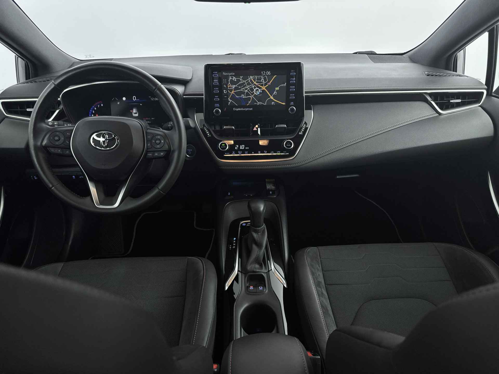 Toyota Corolla Touring Sports 2.0 Hybrid Executive Limited | Navigatie | Parkeerhulp | Elektrische achterklep | - 6/38