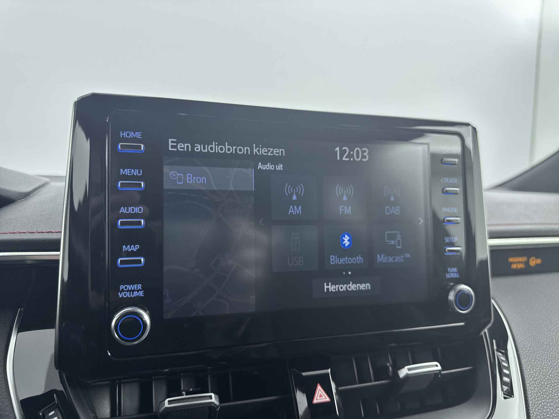 Toyota Corolla Touring Sports 2.0 Hybrid Executive Limited | Navigatie | Parkeerhulp | Elektrische achterklep | - 10/38