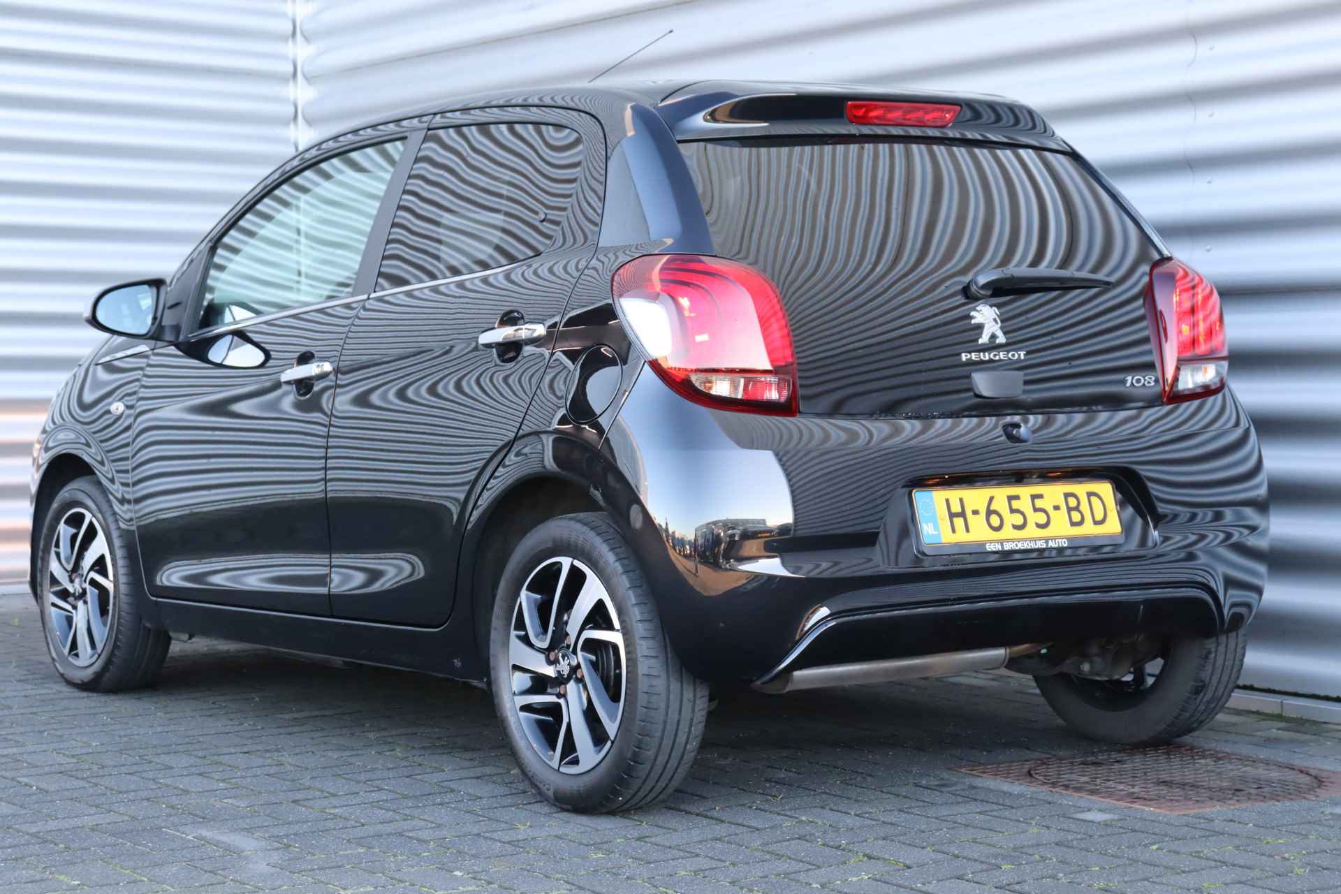 Peugeot 108 1.0 e-VTI 74PK ALLURE / NAVI / CLIMA / LED / 15" LMV / CAMERA / BLUETOOTH / 1E EIGENAAR / NIEUWSTAAT !! - 9/35